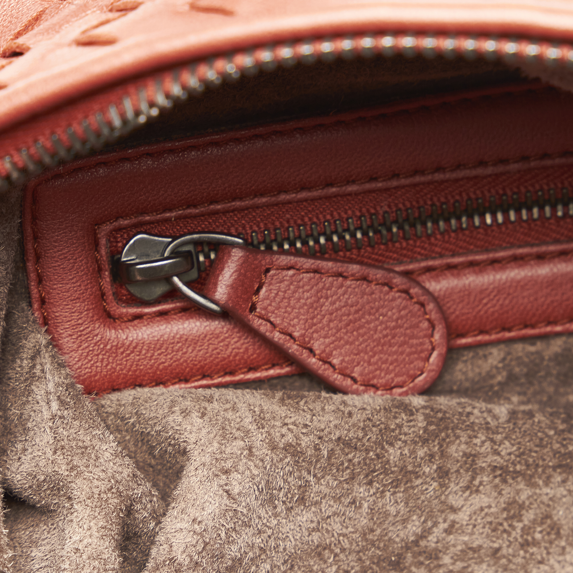 Bottega Veneta Intrecciato Leather Handbag - Bild 9 aus 11