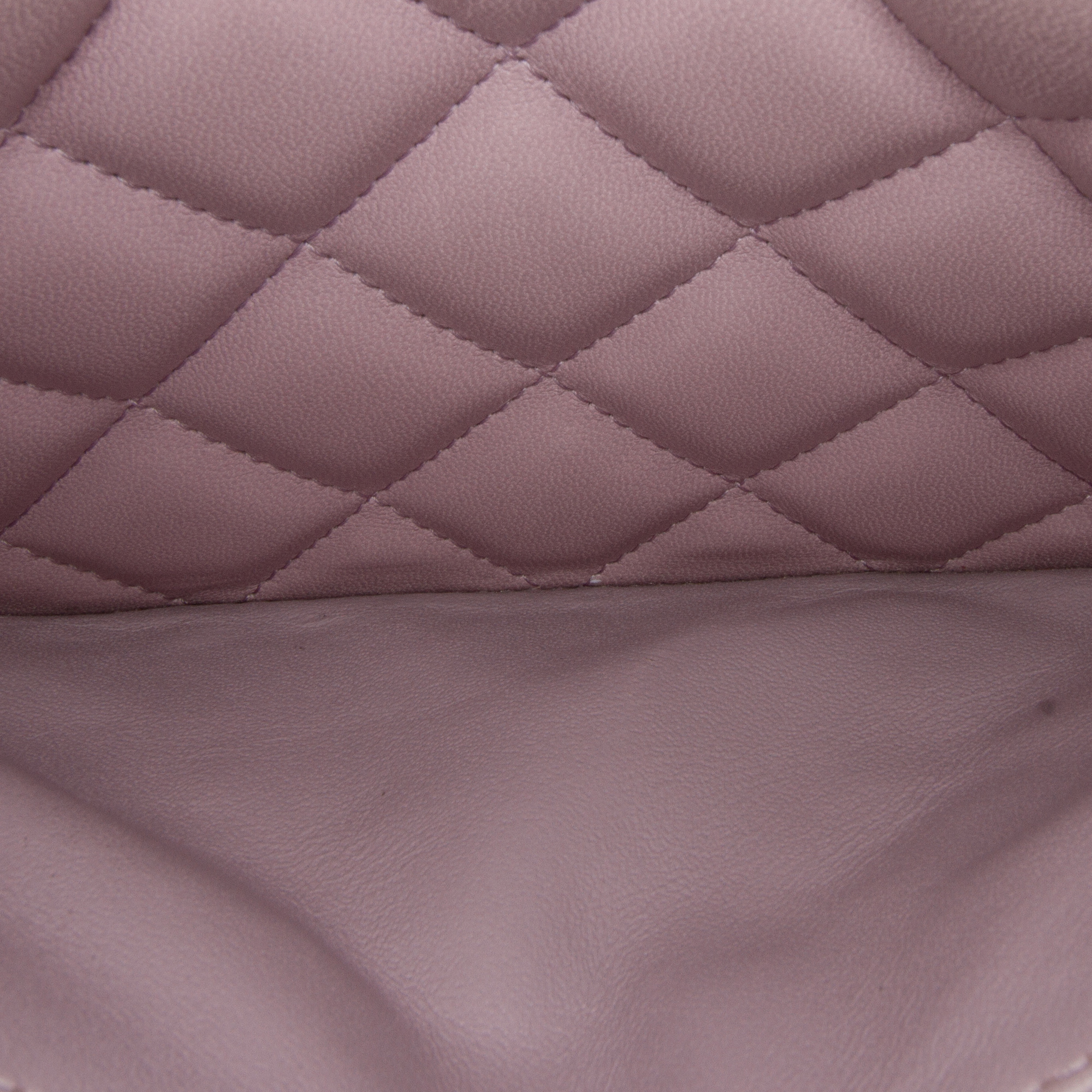 Chanel Jumbo Classic Lambskin Double Flap - Image 7 of 19