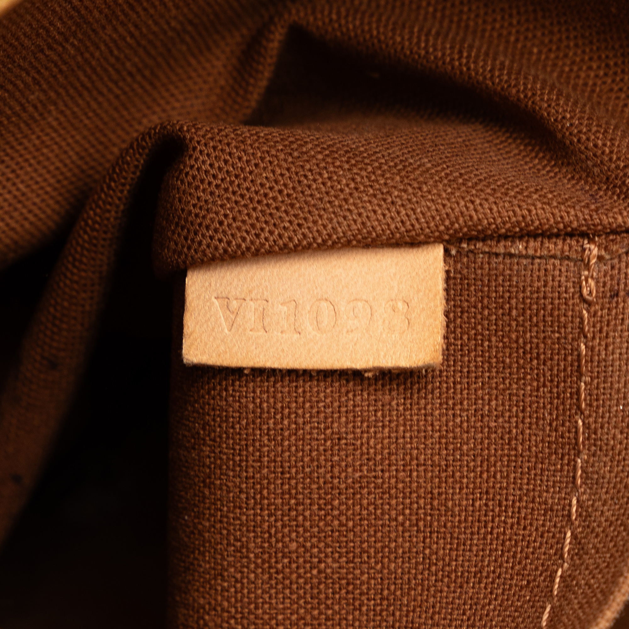 Louis Vuitton Monogram Odeon MM - Image 7 of 17