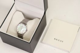 Gucci Date Quartz with box and Papers