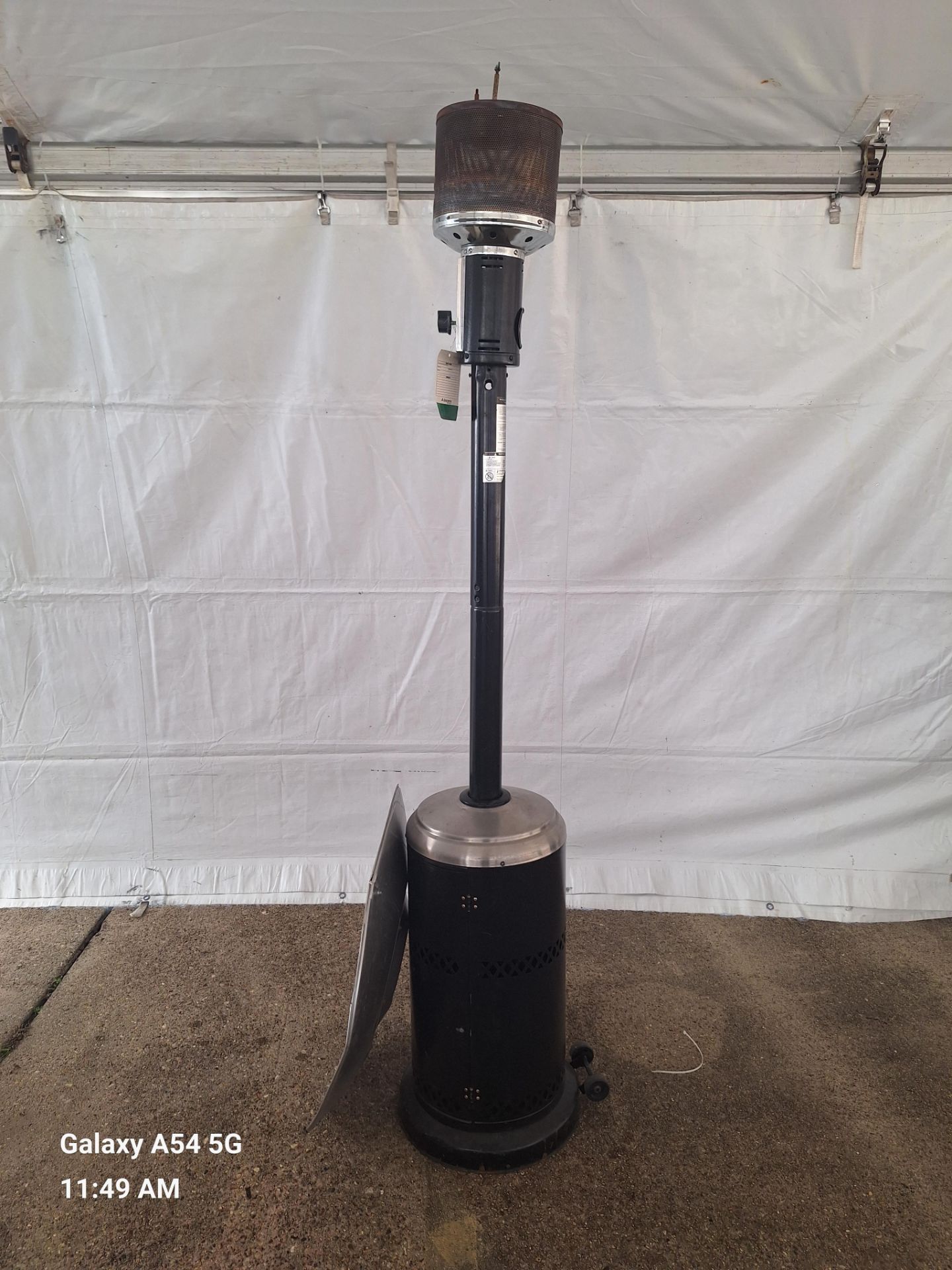 Black Patio Heater with tops (no propane tank included)