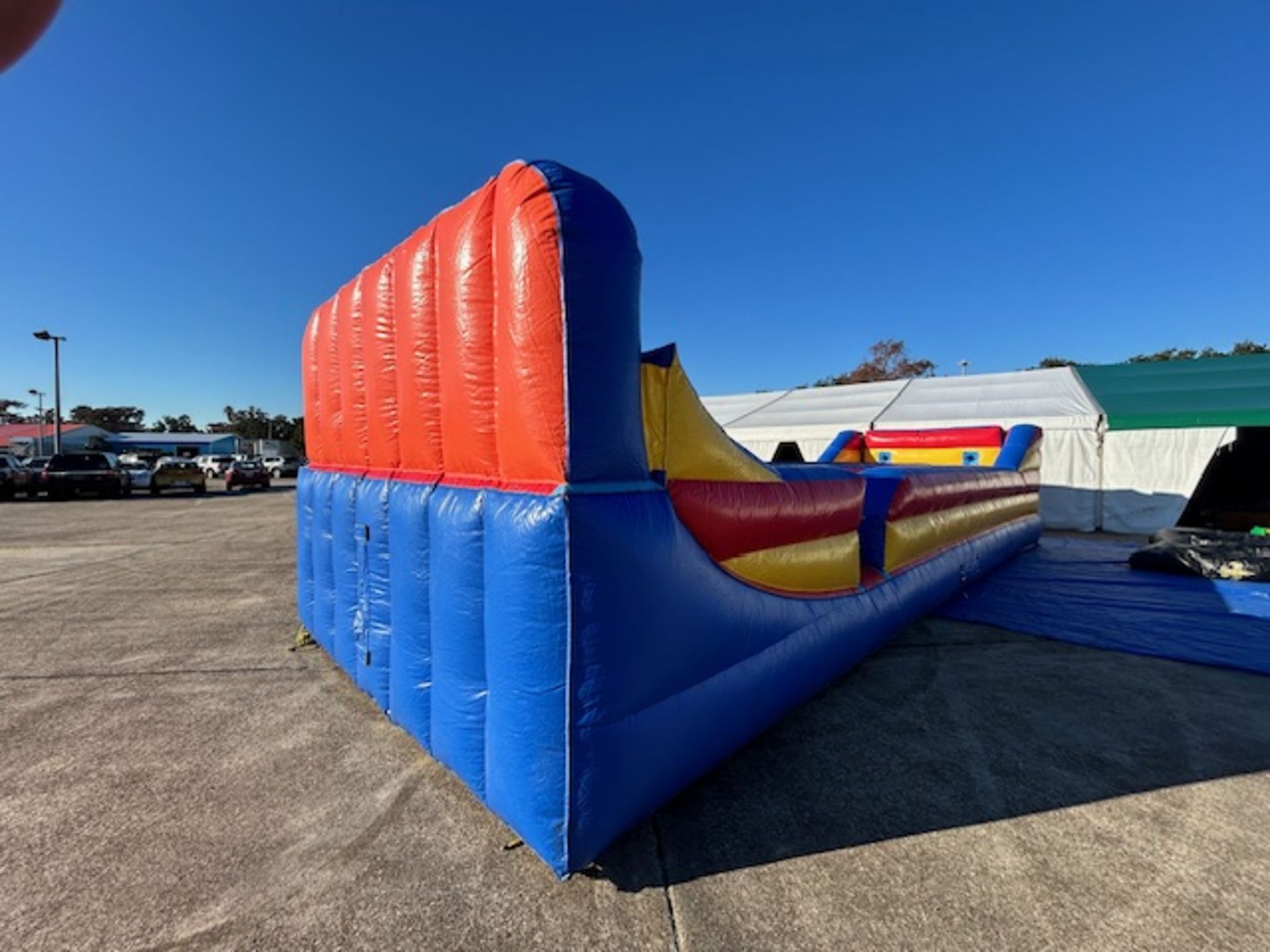 Bungee Hoop and Shoot 14'x40', Excellent Condition - Image 2 of 5