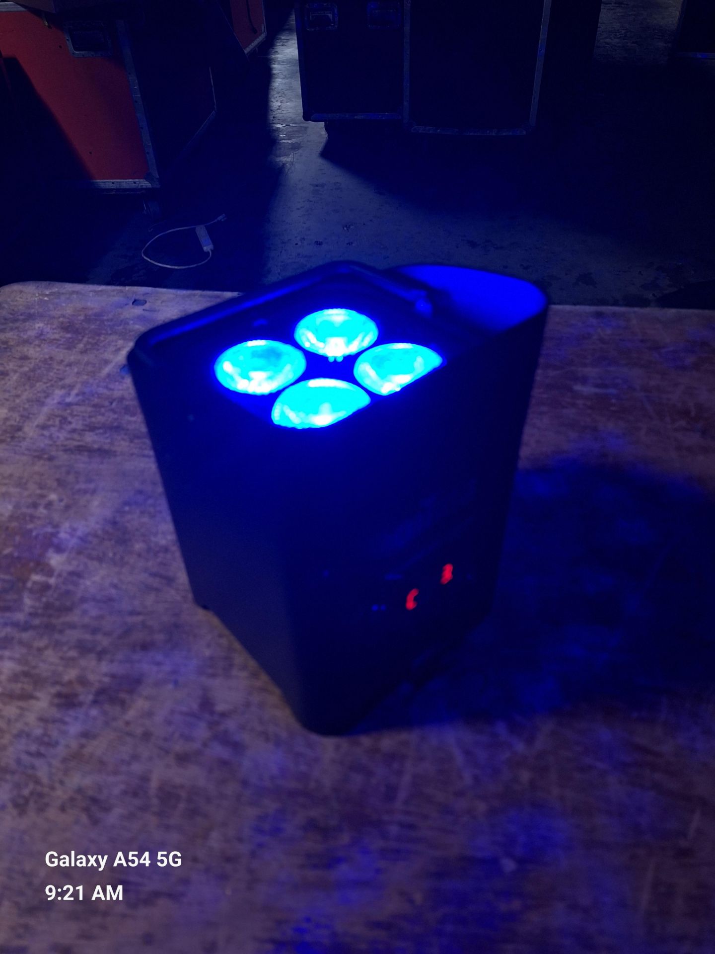 Chauvet Freedom Par Hex 4 (7-10 hours run time on battery)