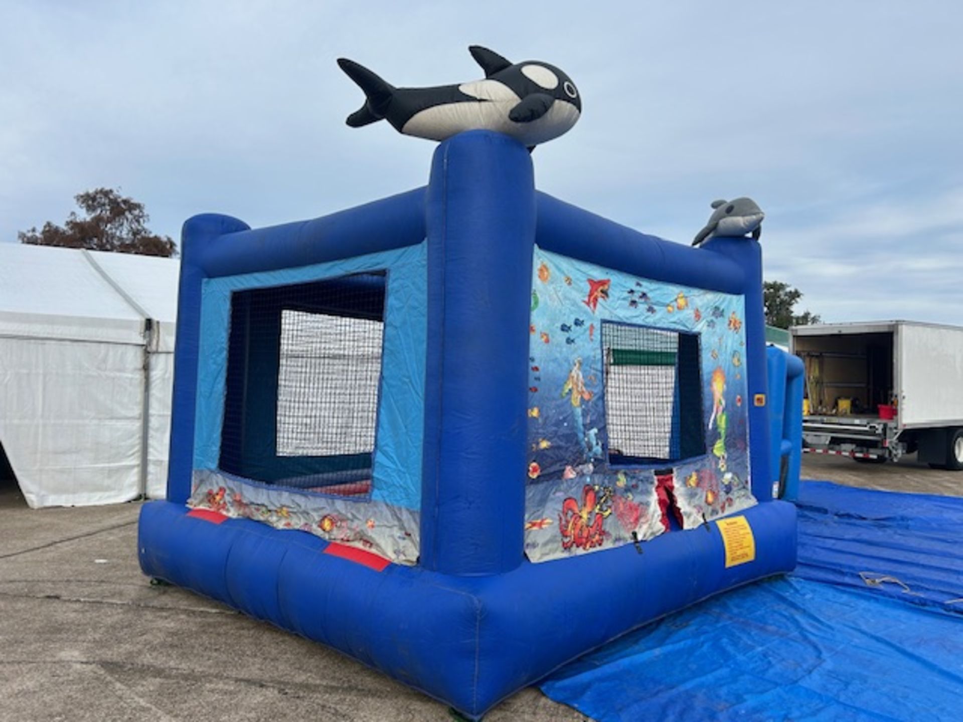 15'x15' Sea World Themed Spacewalk Bounce House - Image 2 of 4
