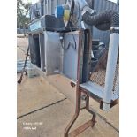 LM Manuf. Clean Chair Chair Washer (needs refurbishment)