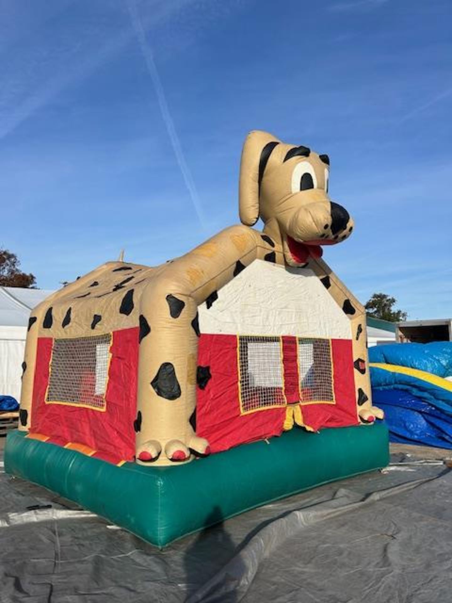 15'x15' Dog House Spacewalk Bounce House - Image 2 of 3