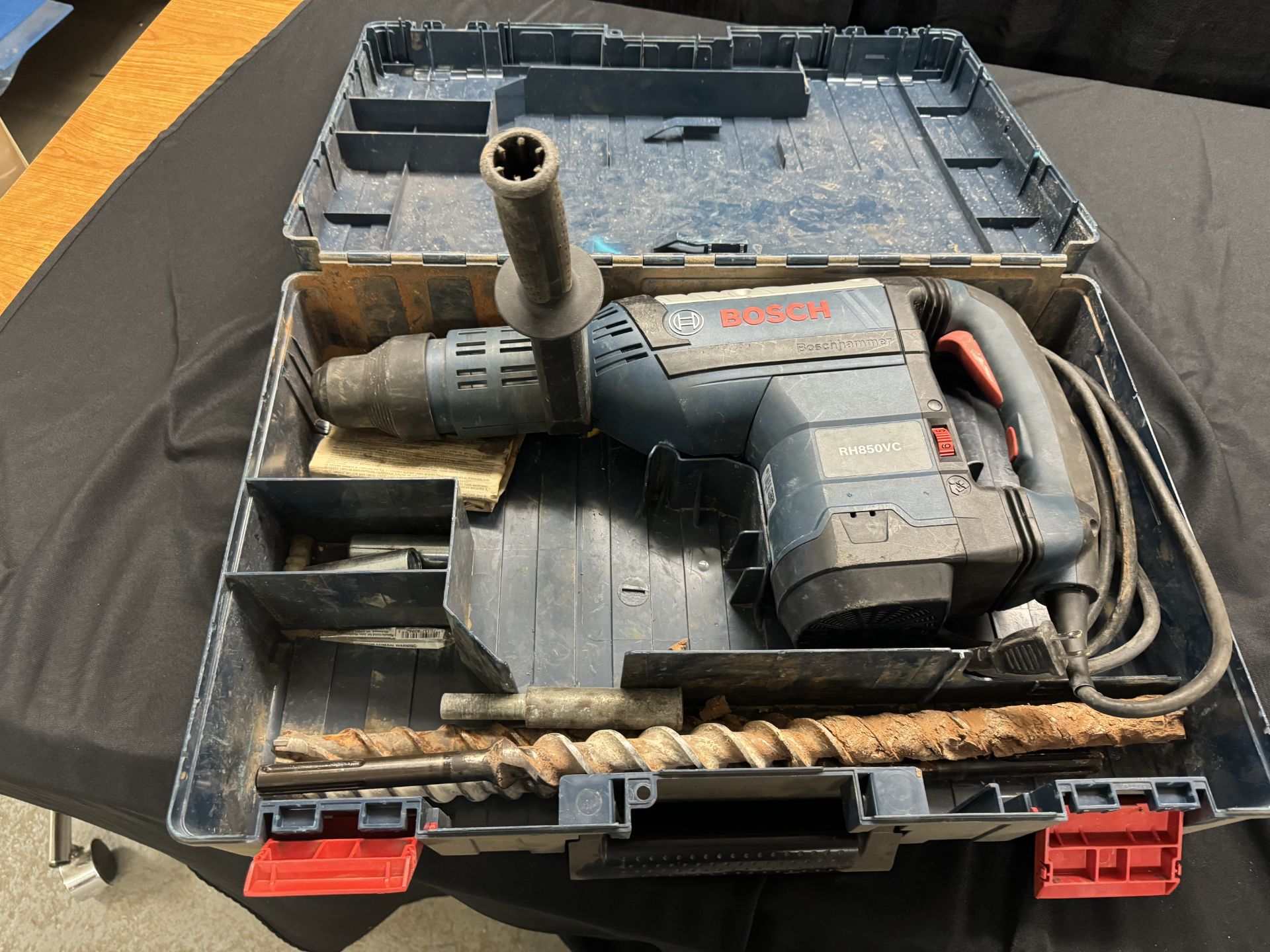 *Located in Shreveport, LA Bosch RH850VC Hammer Drill