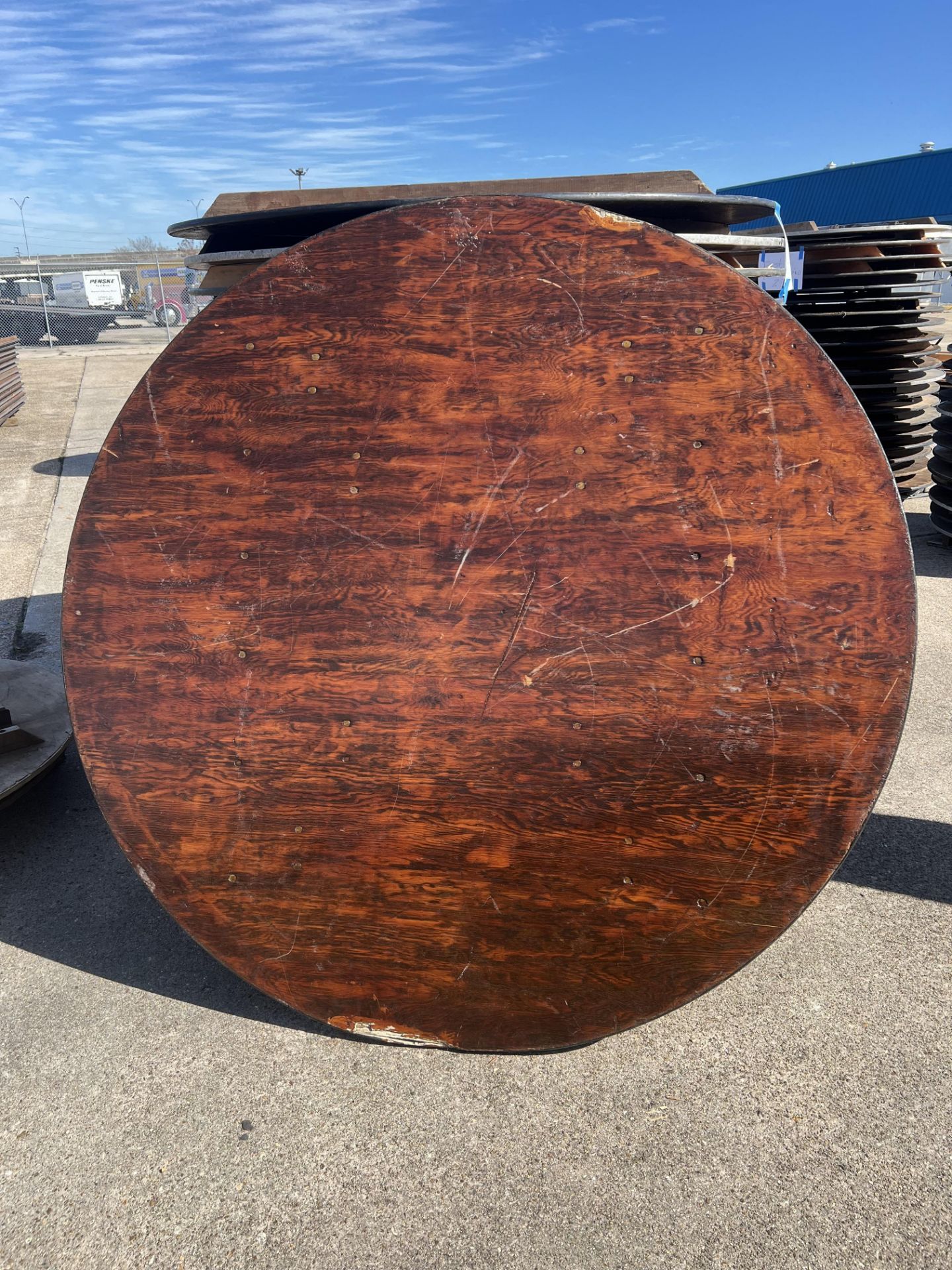 72" round table, festival grade - Image 2 of 6