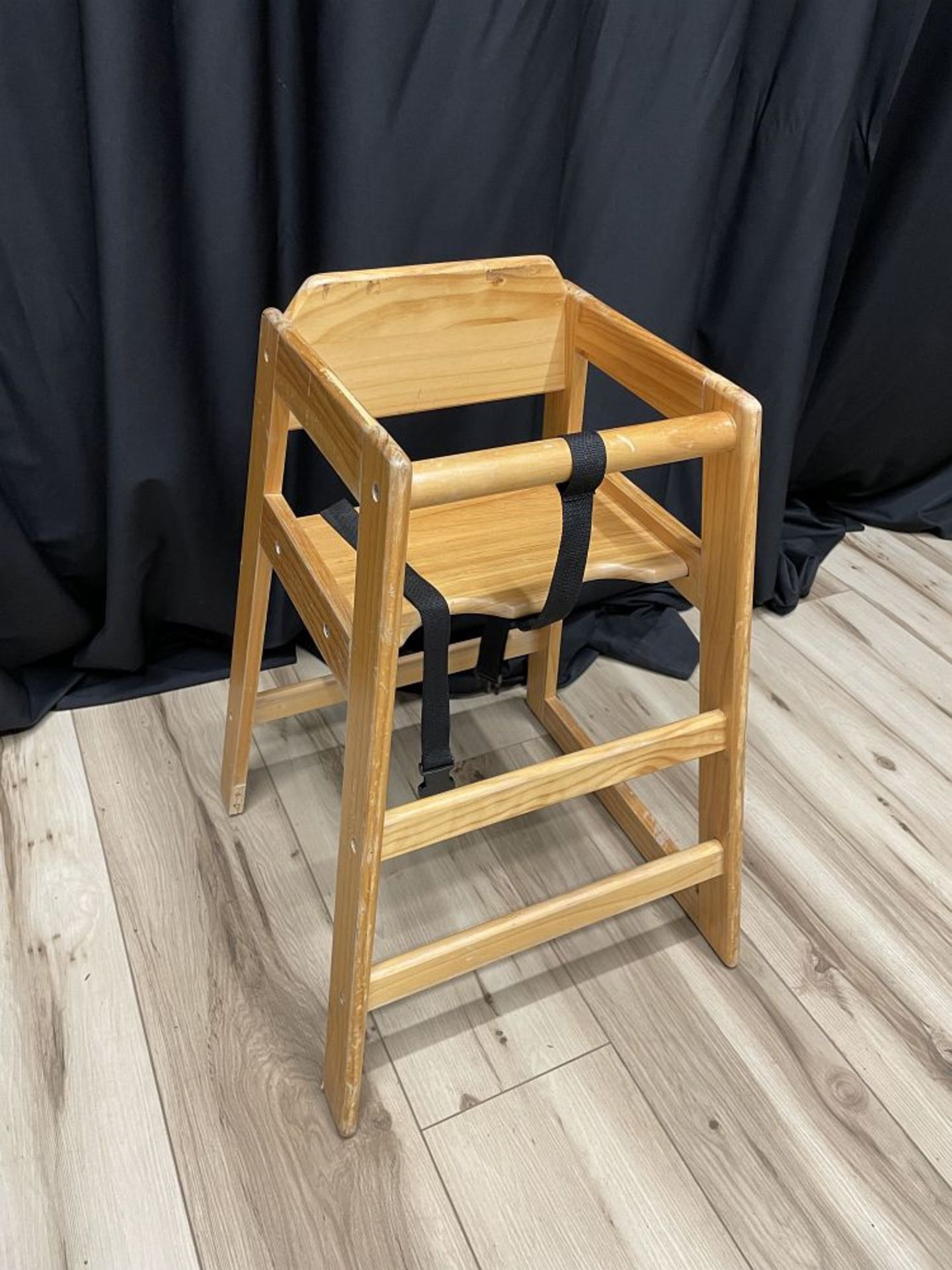 HIGH CHAIR