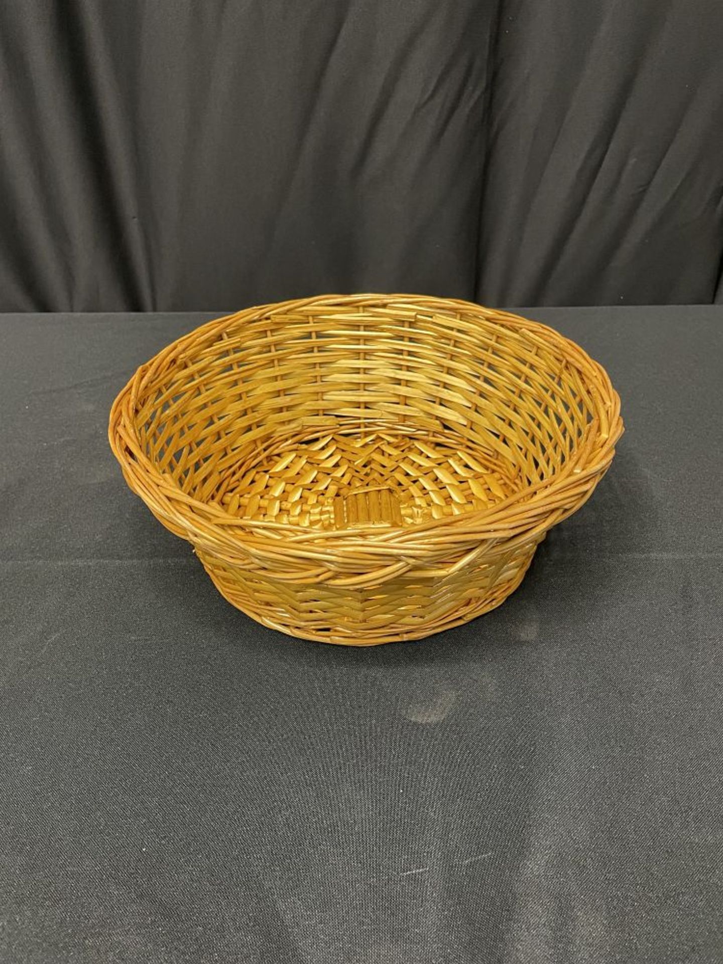 BASKET, WICKER, LARGE ROUND