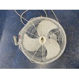 EXTREME AIR 18" FAN, MOUNTABLE, WHITE