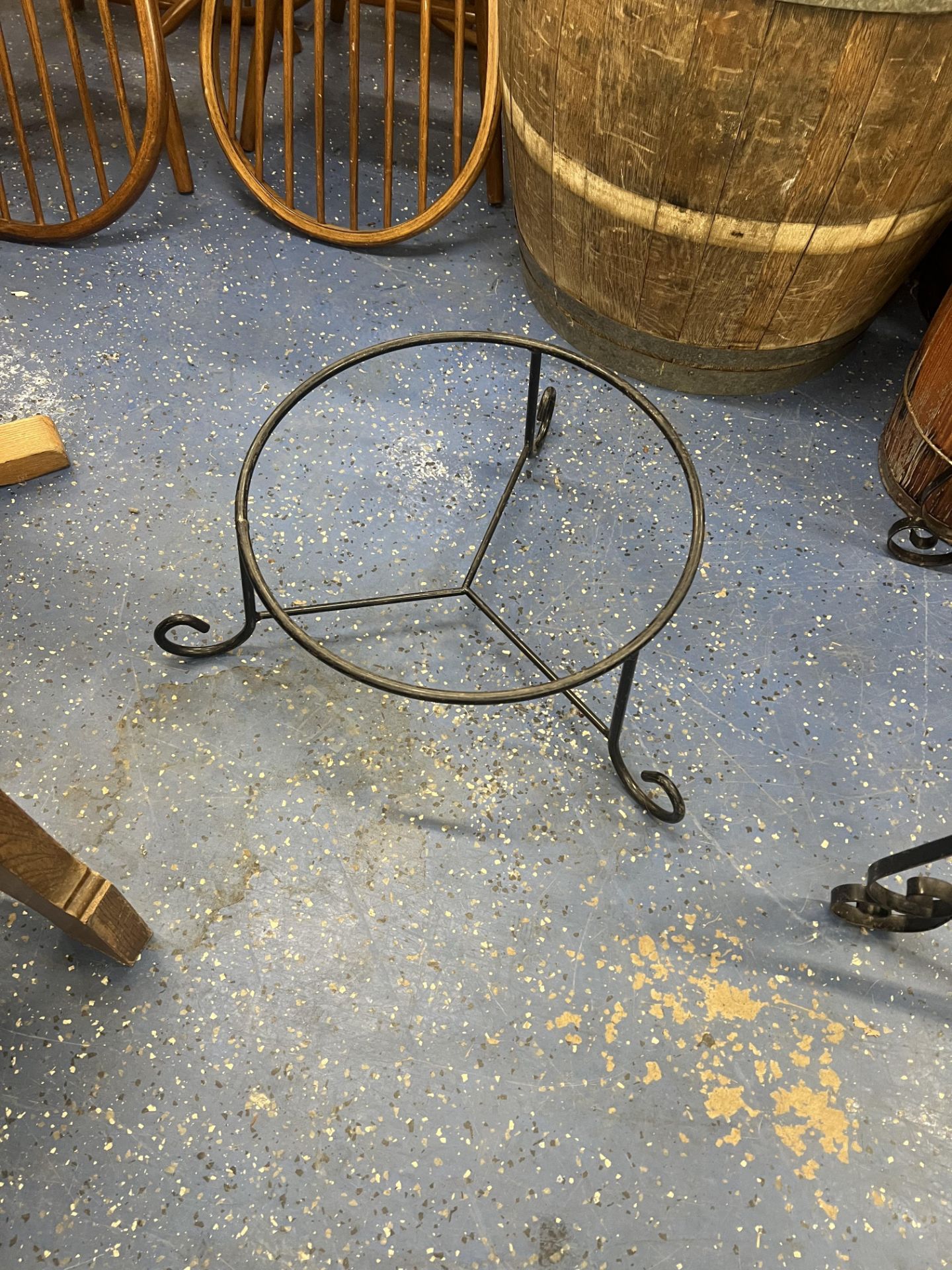 IRON BARREL STAND