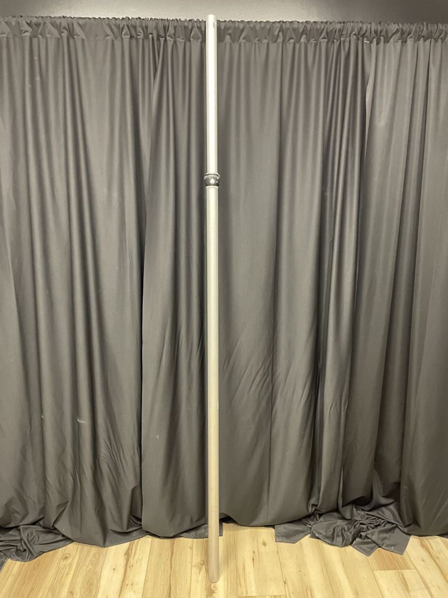 PIPE/DRAPE, UPRIGHT, ADJ. 7'-12', 2"DIAM