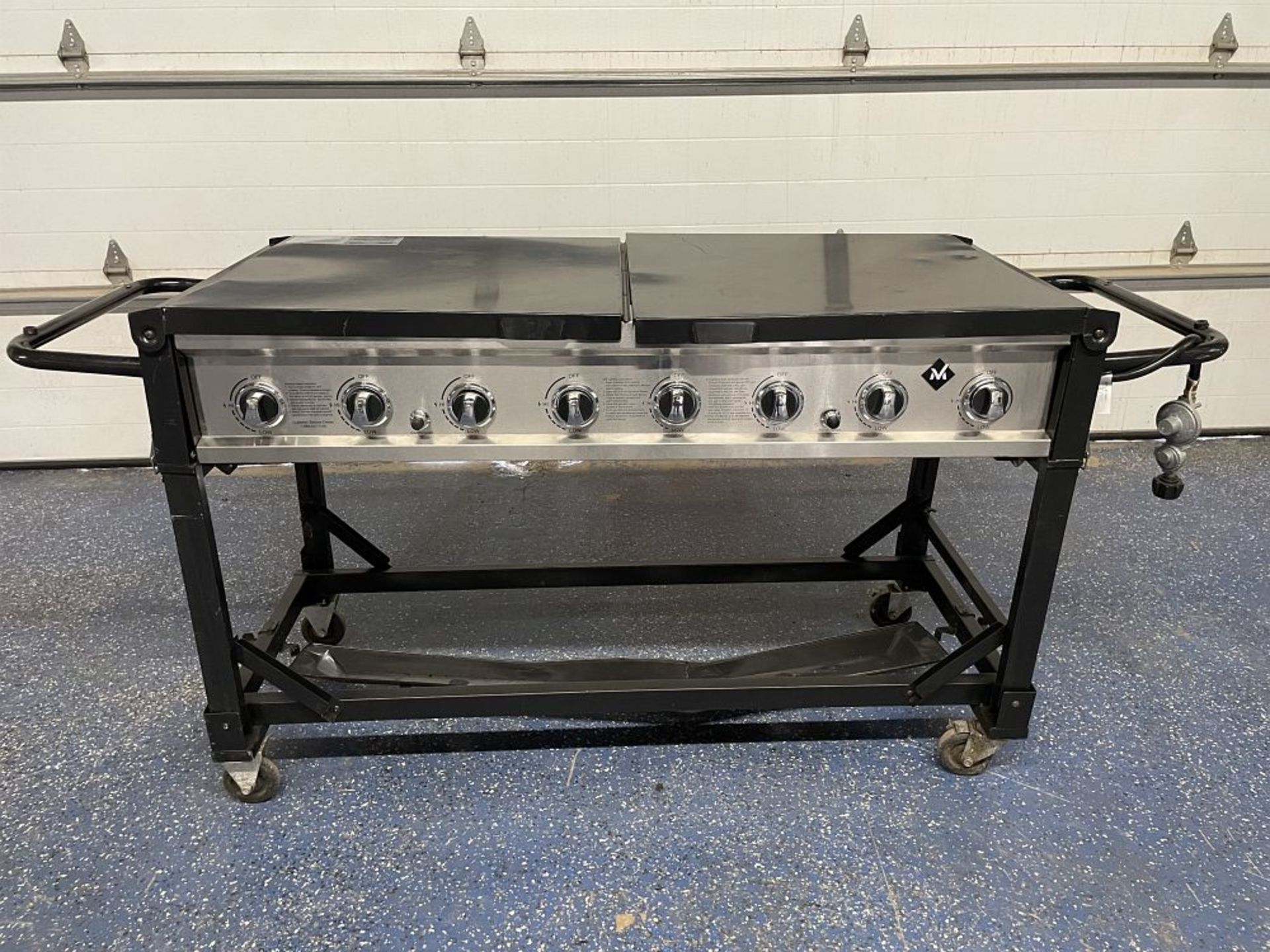 5' GRILL, PROPANE NOT INCLUDED