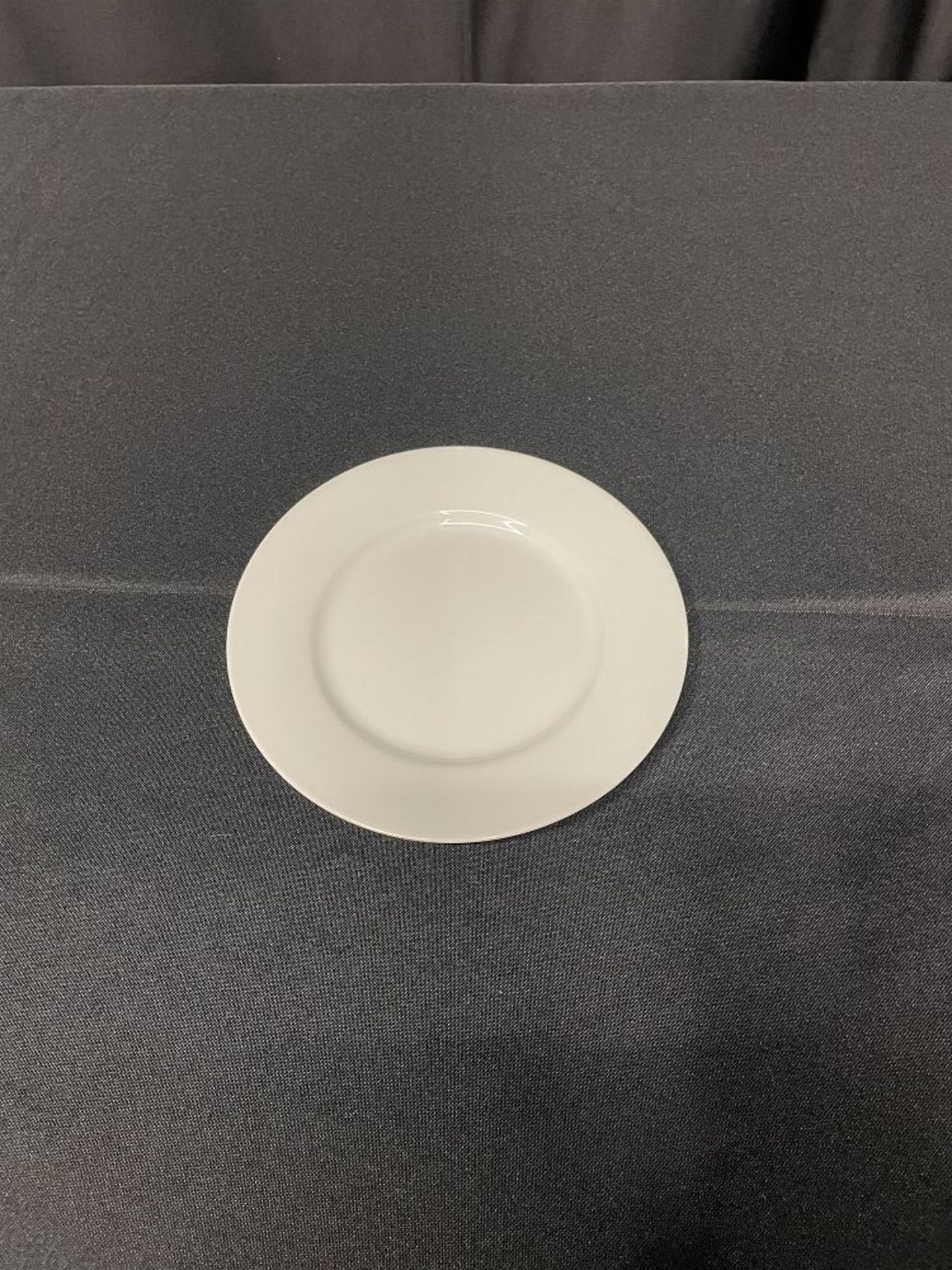 WHITE ROUND SAUCER 6 1/8"