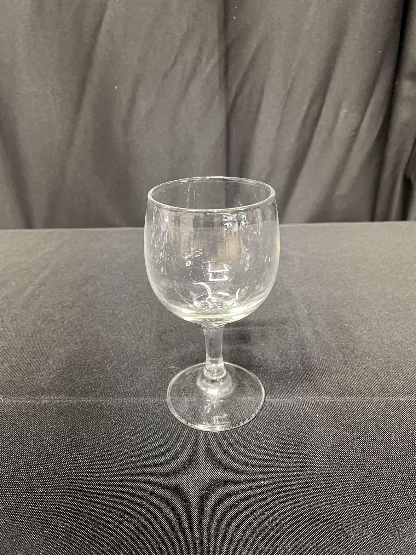 WINE, WHITE, 7.75 OZ 6 SIDED STEM