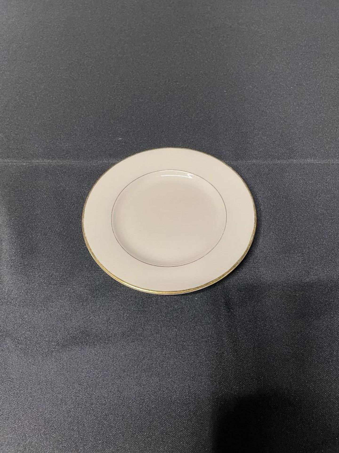 HOMER LAUGHLIN IVORY BREAD/BUTTER PLATE,6"