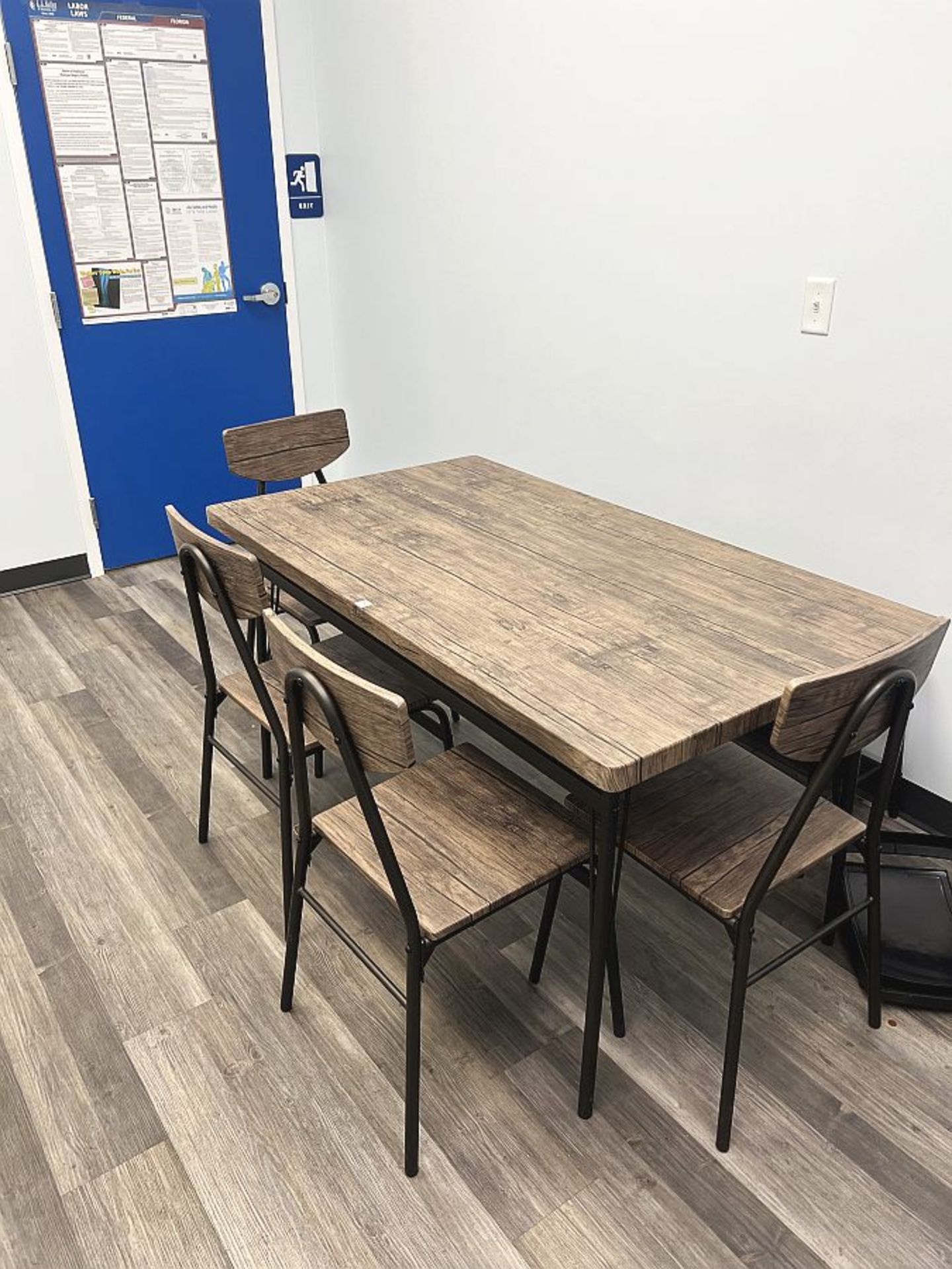 Breakroom Table w/ Bench & 4 Chairs