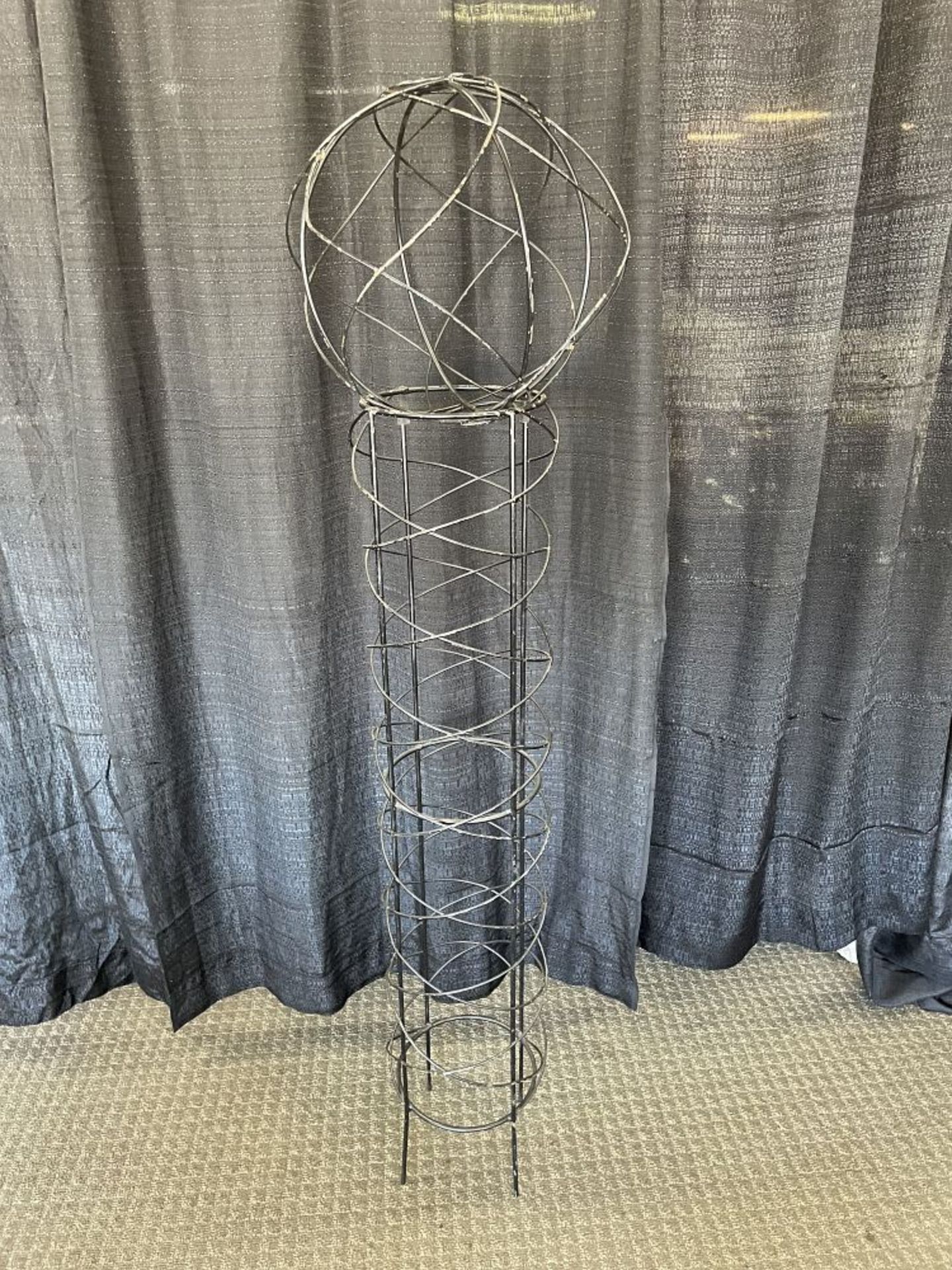 68" Iron Yard Décor Stand