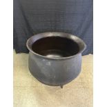 Cast Iron Kettle, 19.5" Wide x 17" tall