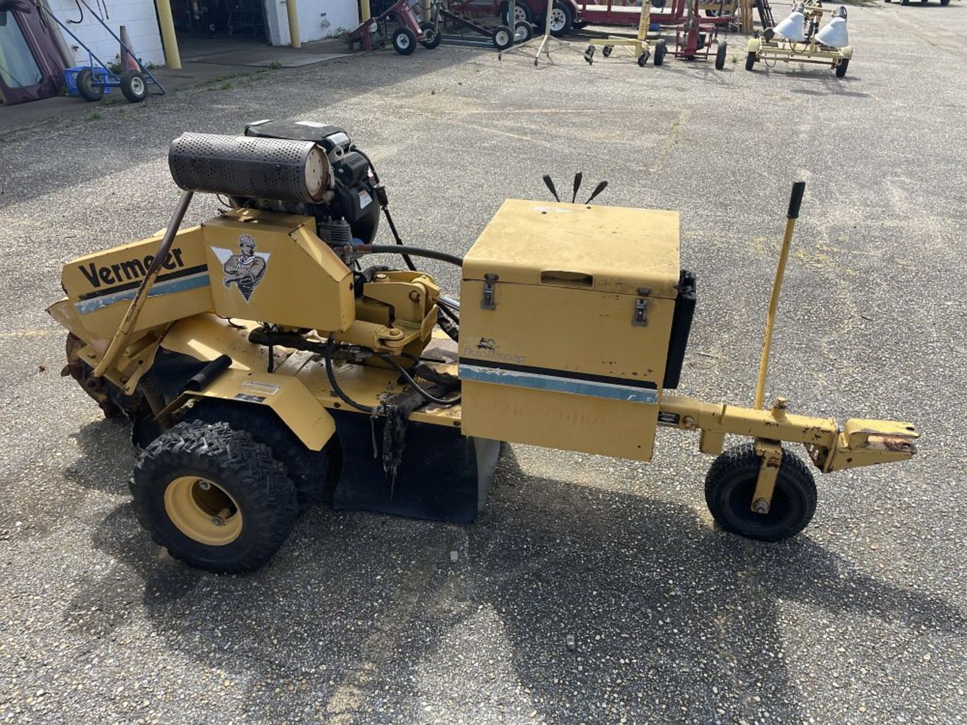 Vermeer Auto Sweep Stump Grinder (needs tune-up/battery) - Image 2 of 4