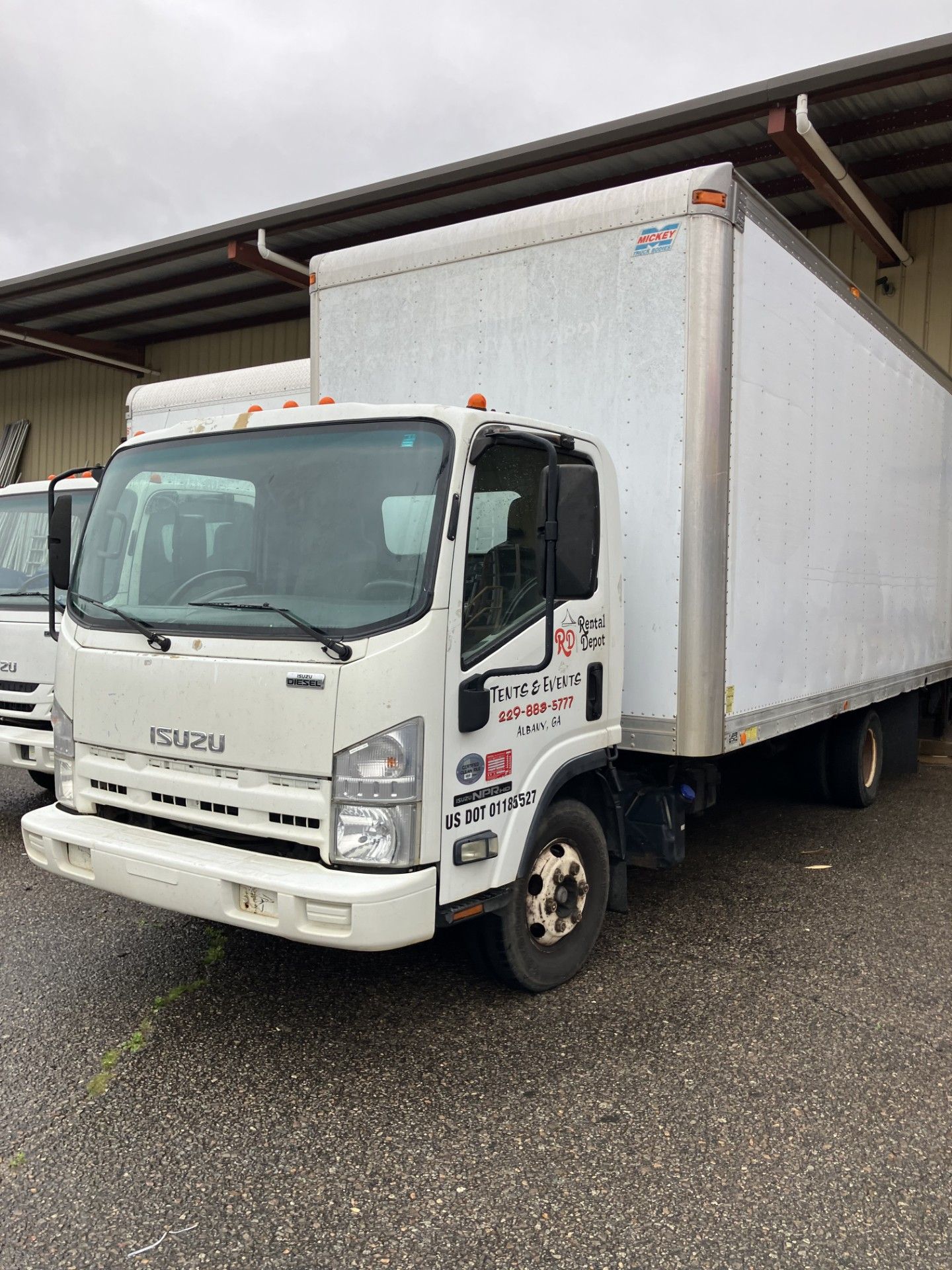 2011 Isuzu NPR 20' Box Truck, Diesel