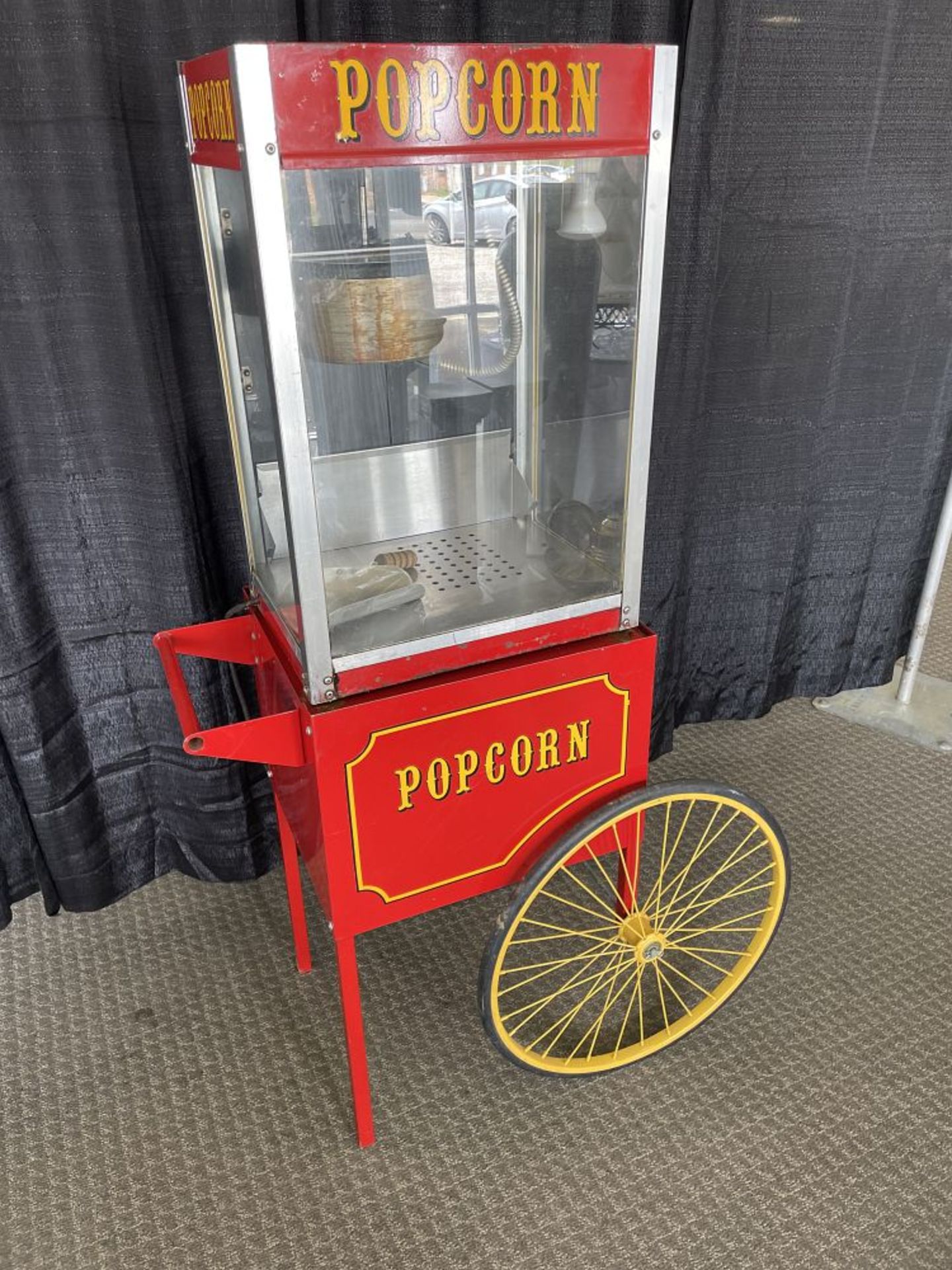 Popcorn Pop 8 Popcorn Machine w/ Cart