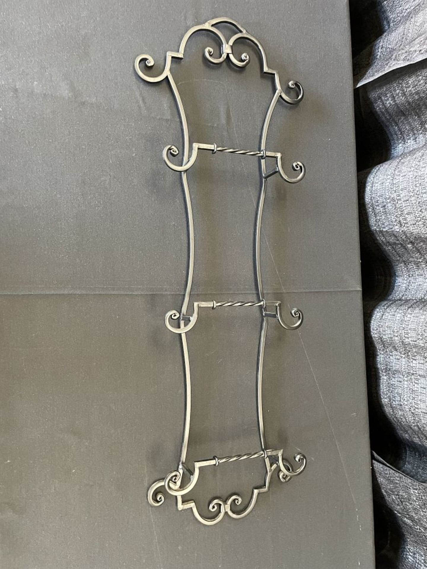 38" Hanging Plate Rack