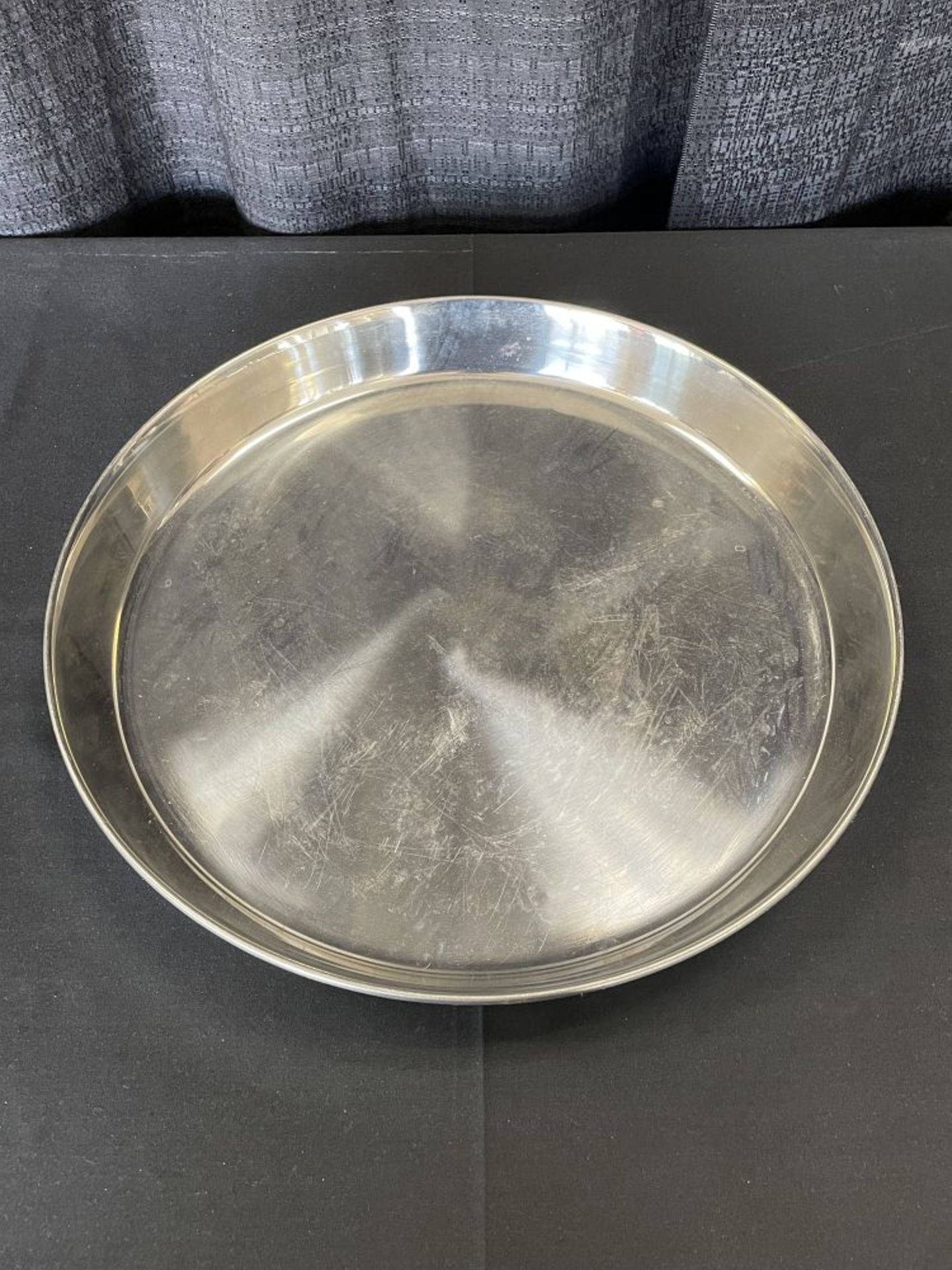 Various Size Round Serving Tray - Image 2 of 3