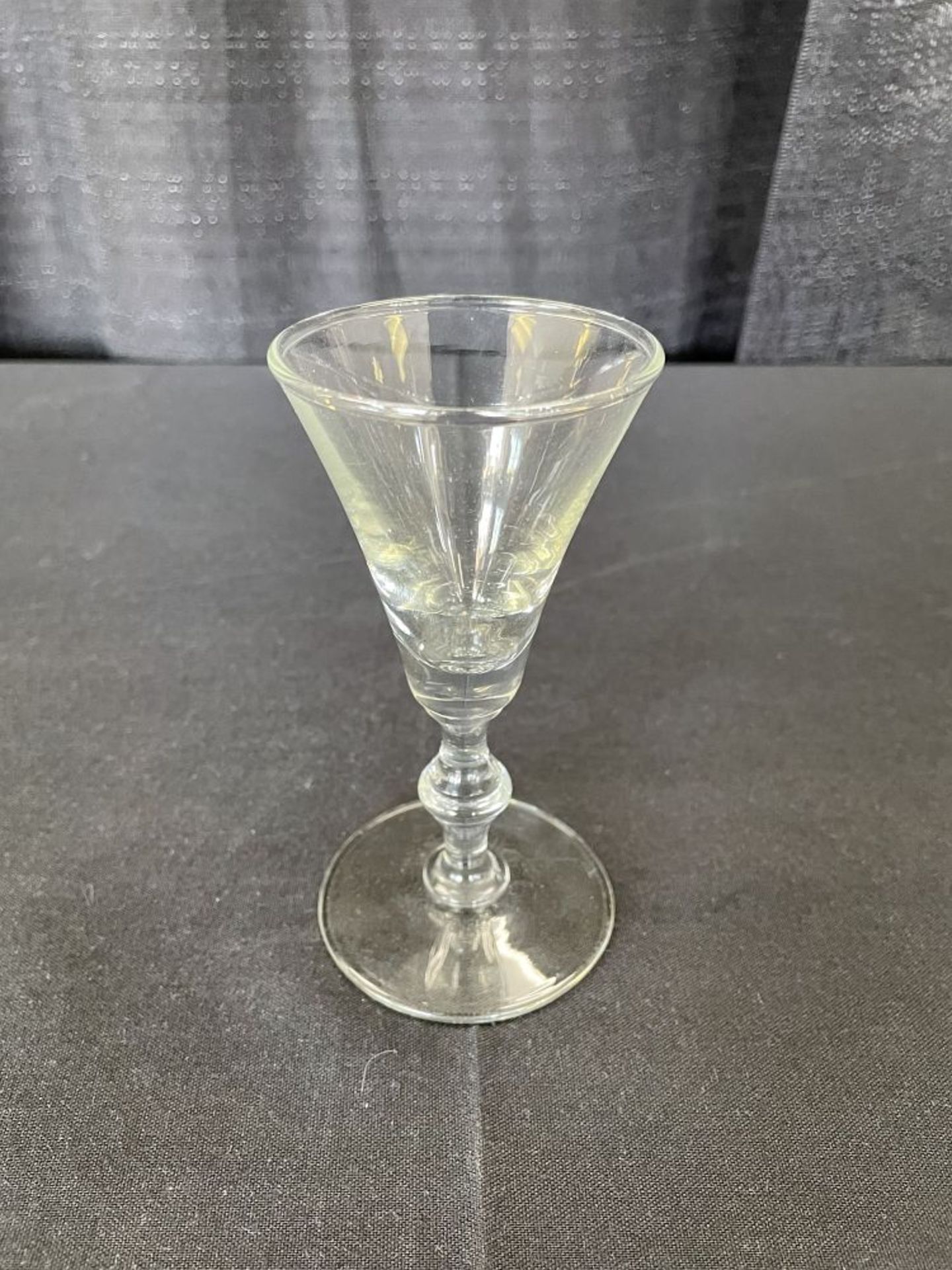 2oz Wine Glass, V-shaped