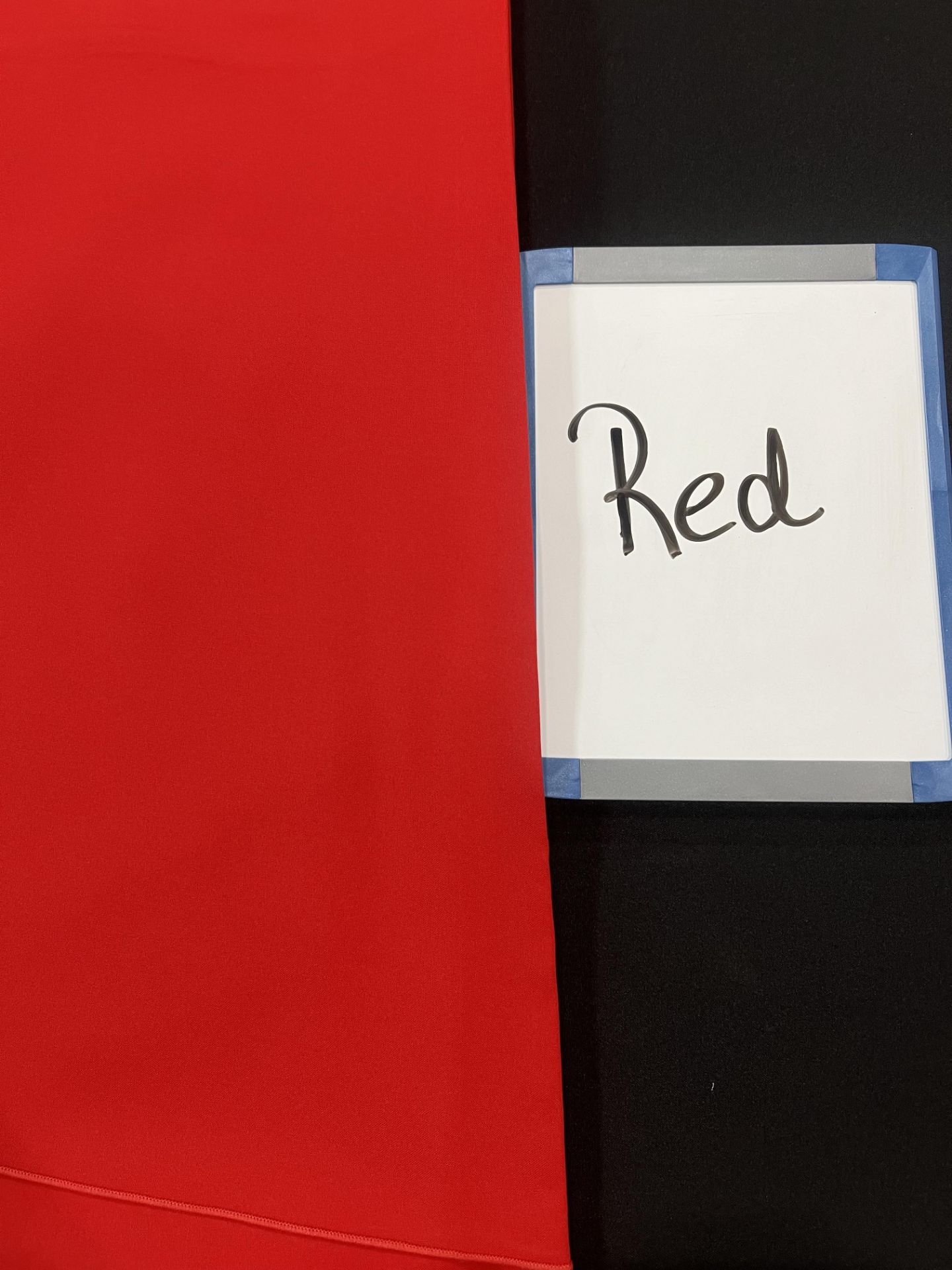 A-1 CLOTH, 108" RND RED