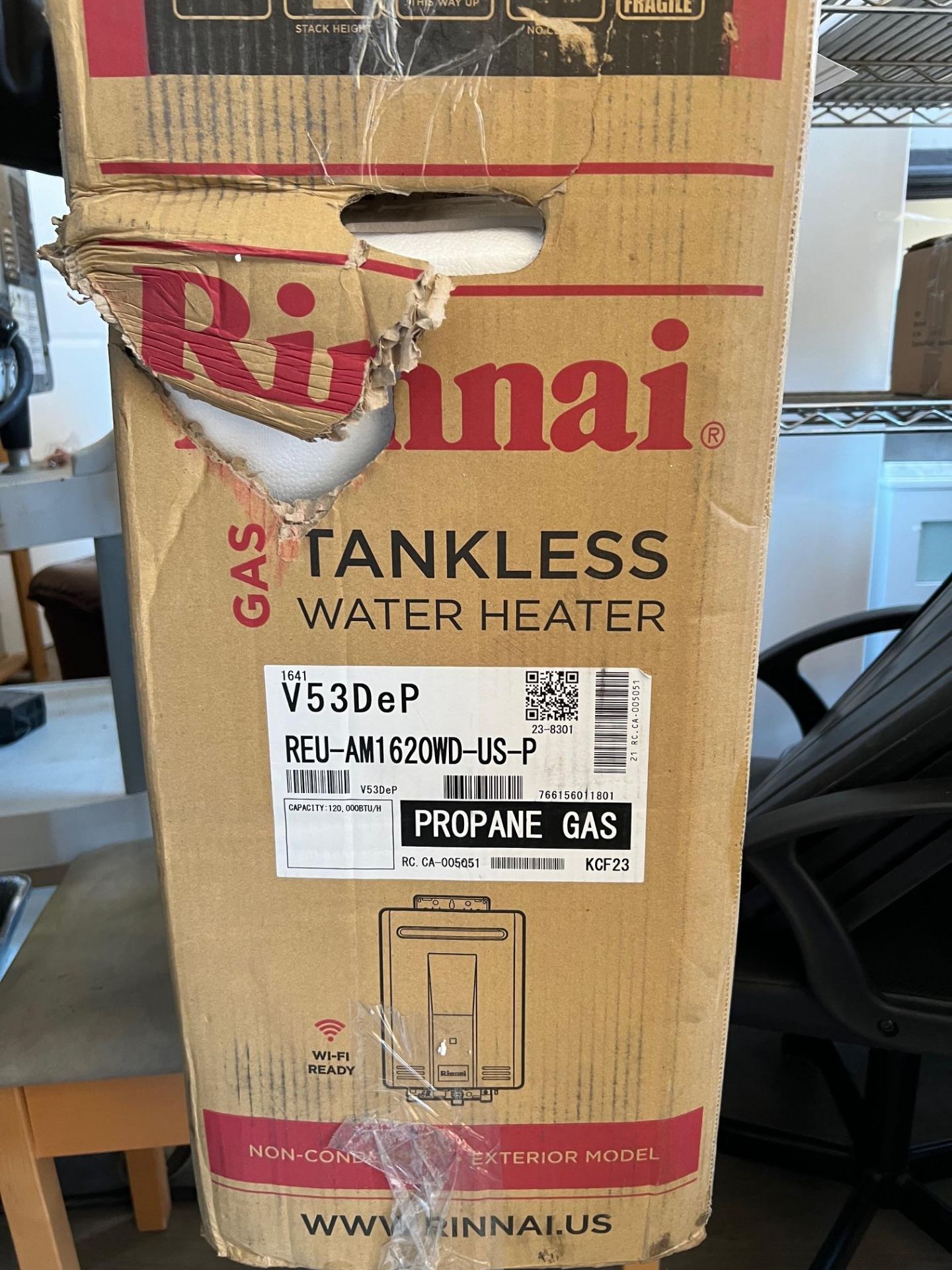 RINNAI, TANKLESS WATER HEATER (GAS), BRAND NEW - Image 4 of 6