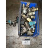 LOT/HYDRAULIC FITTINGS