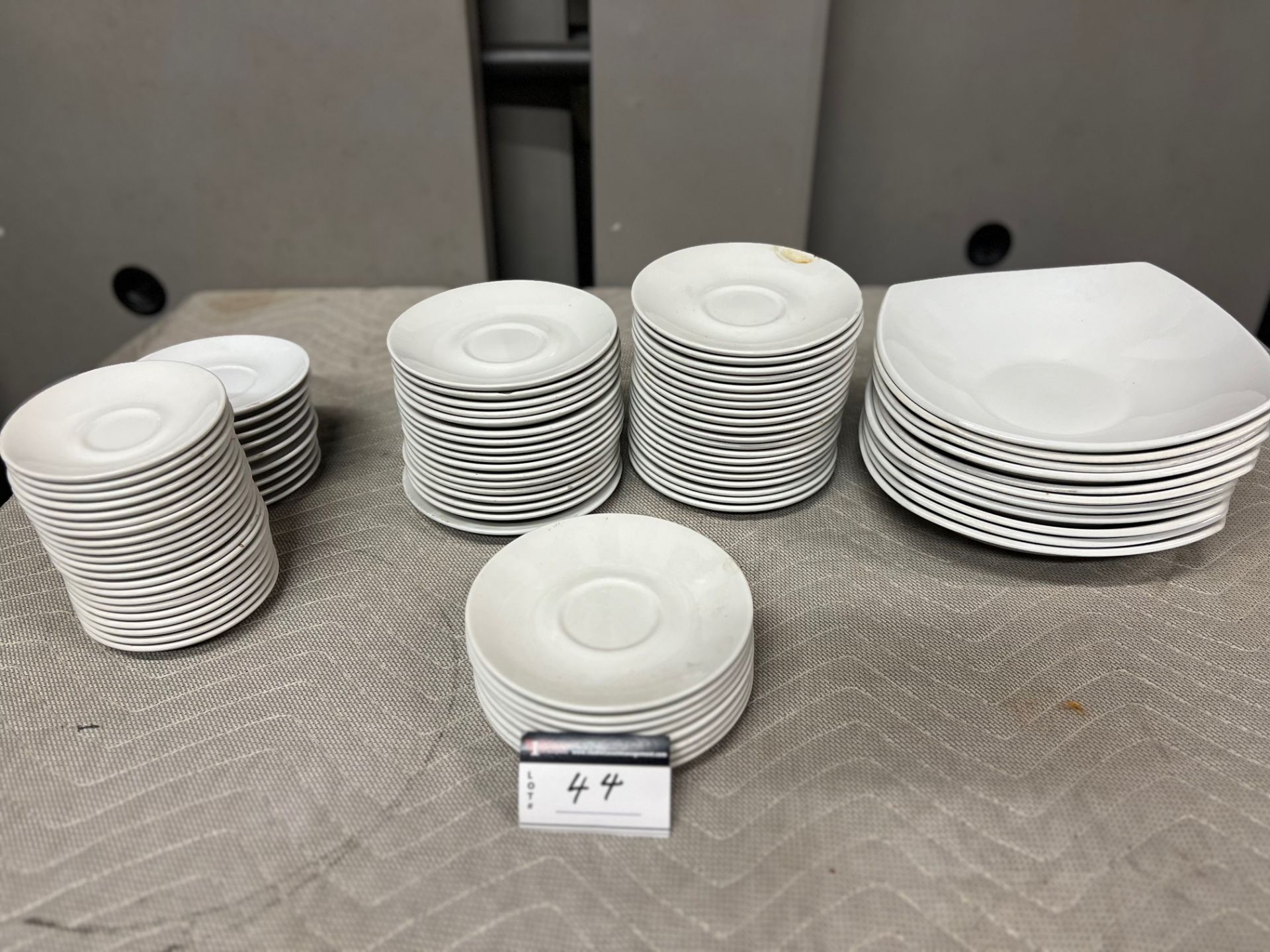 LOT/ ASSORTED PLATES, 11 PLATES, 60 SAUCERS - Image 2 of 3