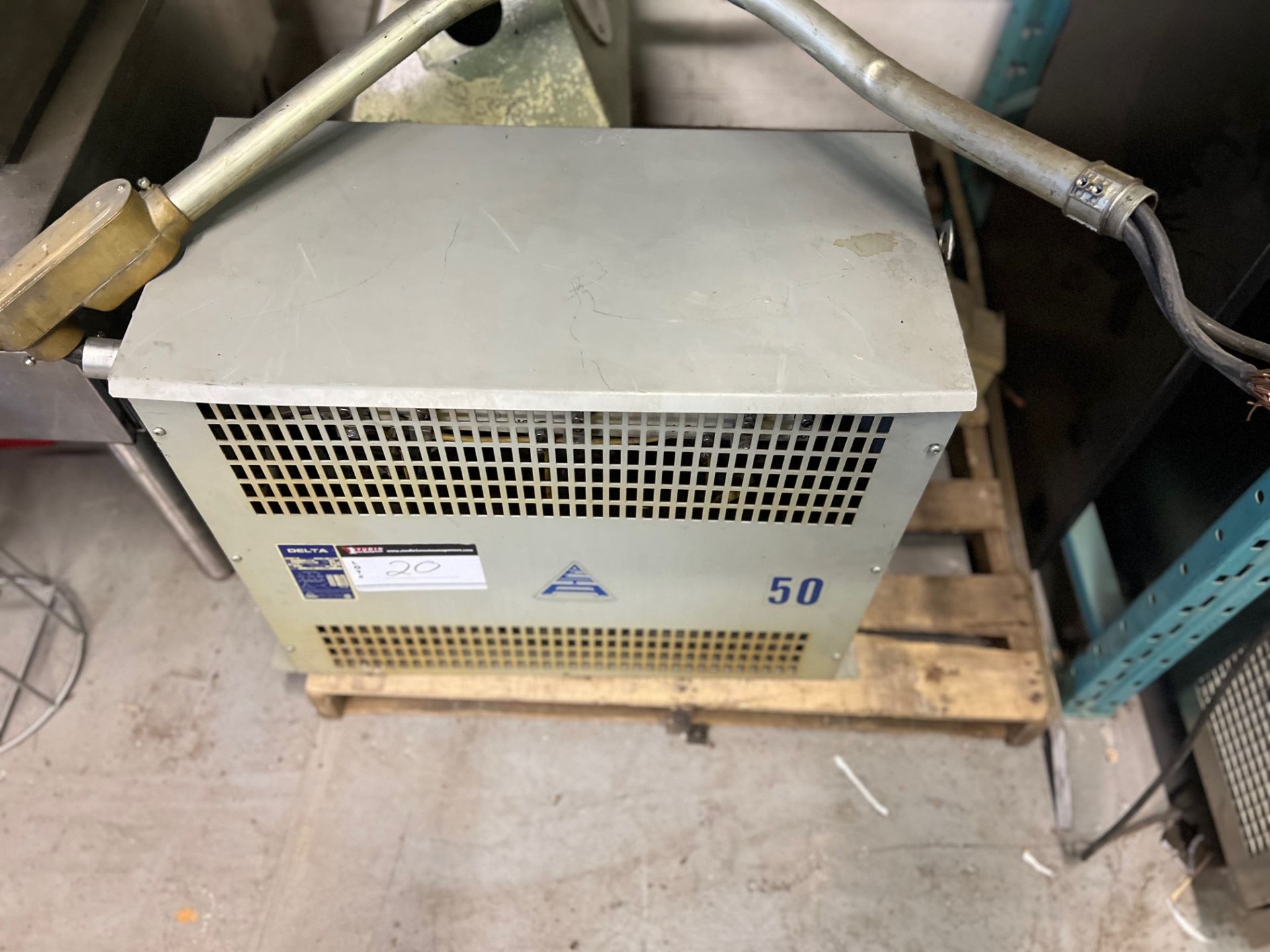 DELTA TRANSFORMER, TYPE. DT- 3050, KVA 50, 3 PHASE, WEIGHT 188 KG, 600V - Image 2 of 4