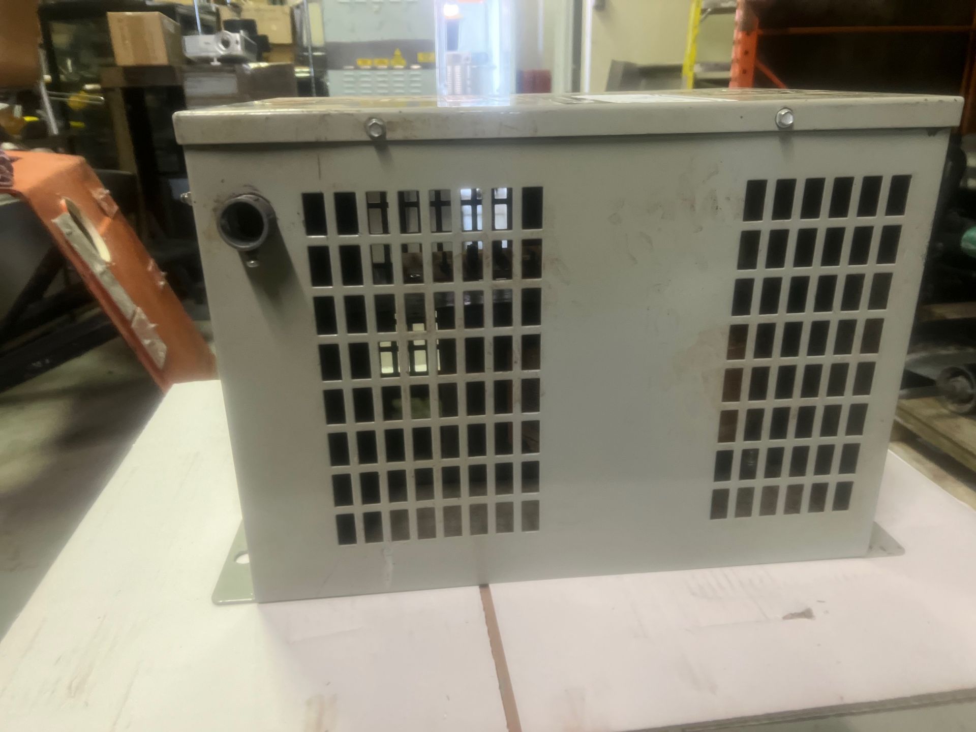 15 KVA TRANSFORMER, 600 V, 60 HZ, 3 PHASE