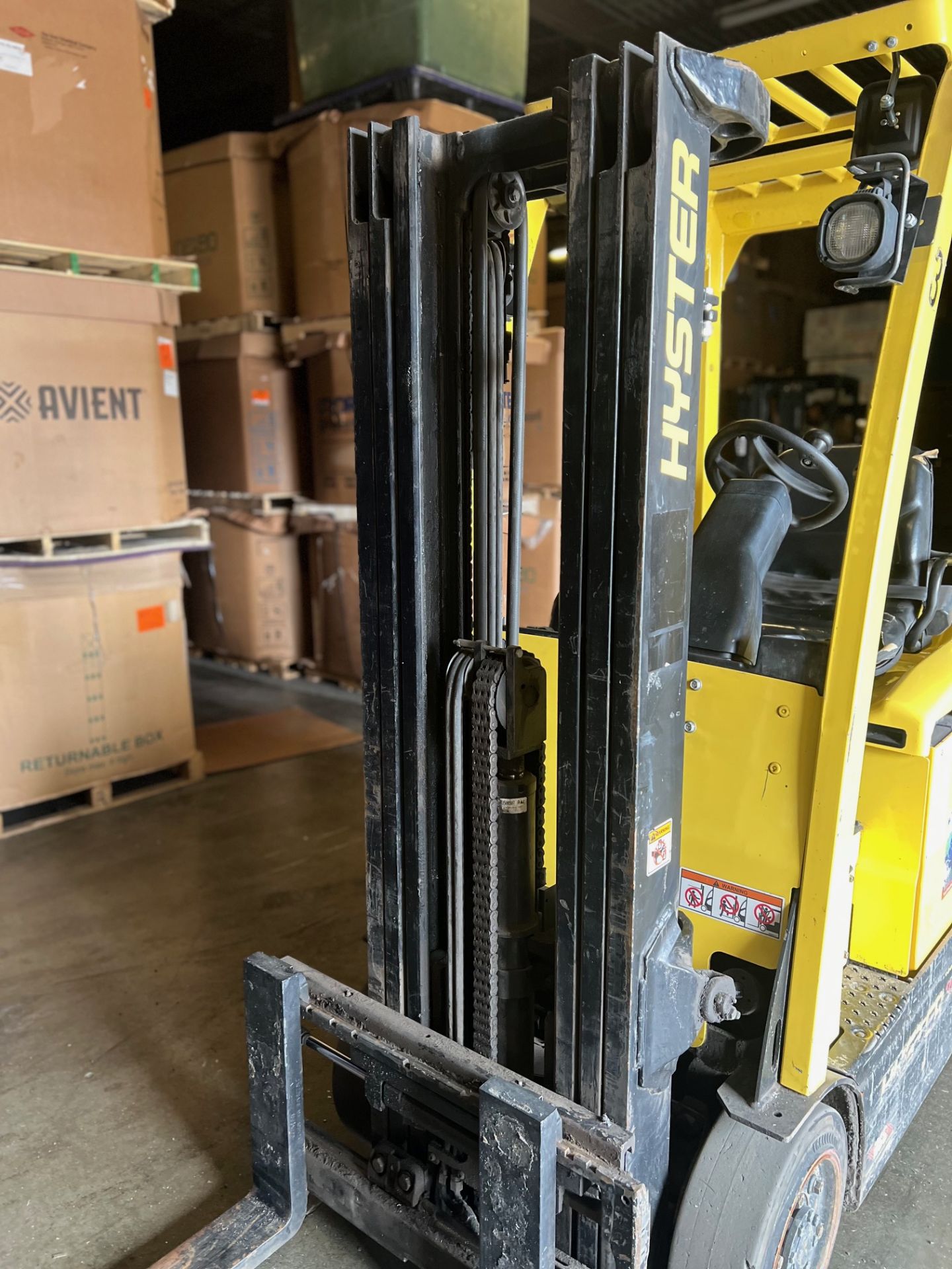 HYSTER 35 ELECTRIC FORKLIFT, MODEL E 35XN, HRS-10724 - Image 2 of 7