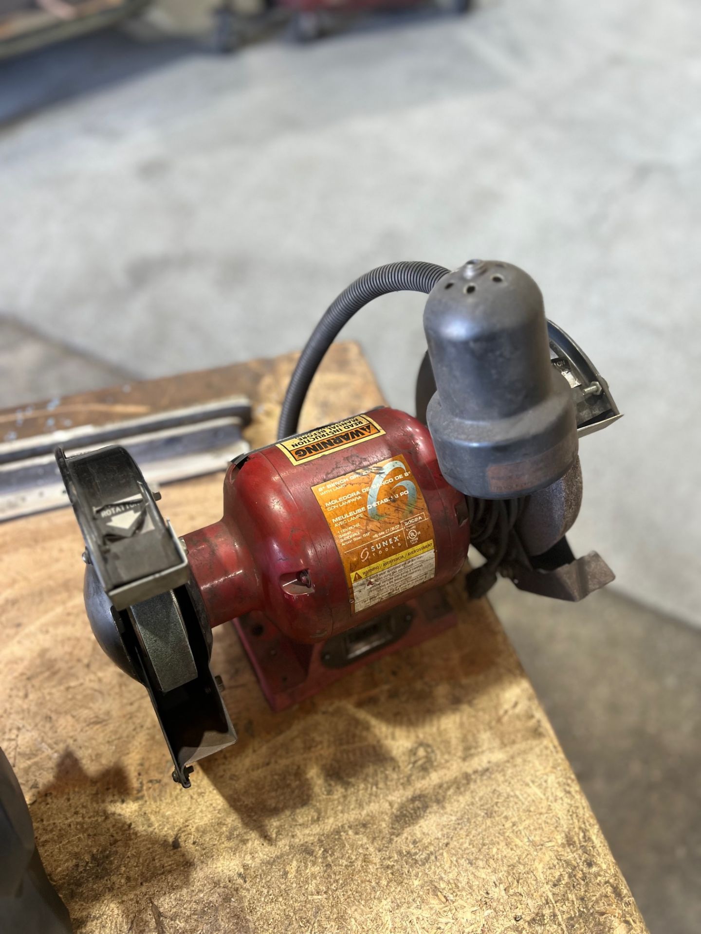 8" BENCH GRINDER