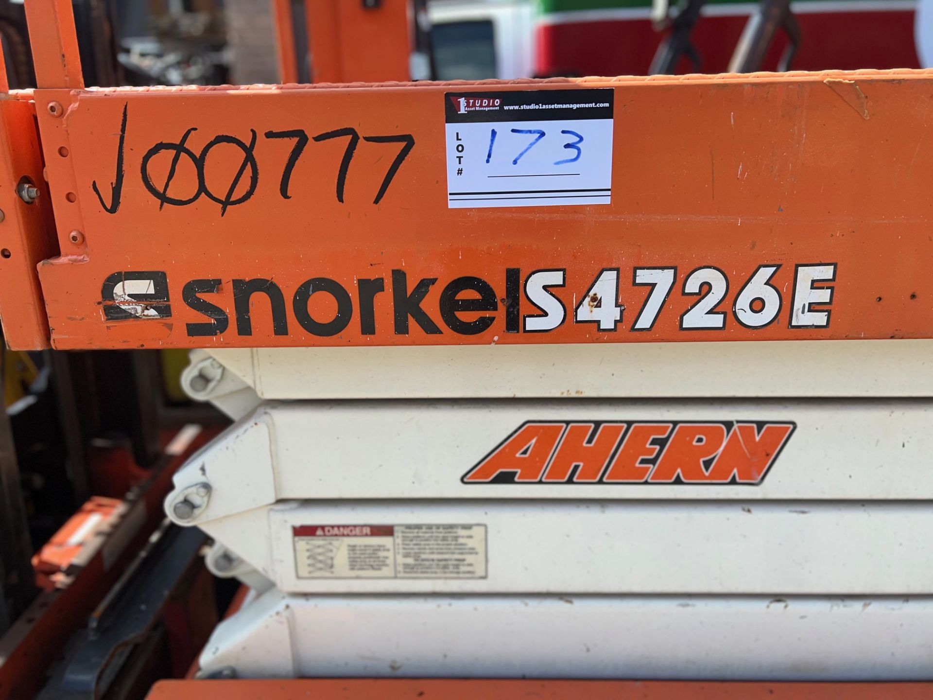 SNORKEL SCISSORS LIFT, MODEL S4726E, HRS-144 - Image 2 of 4