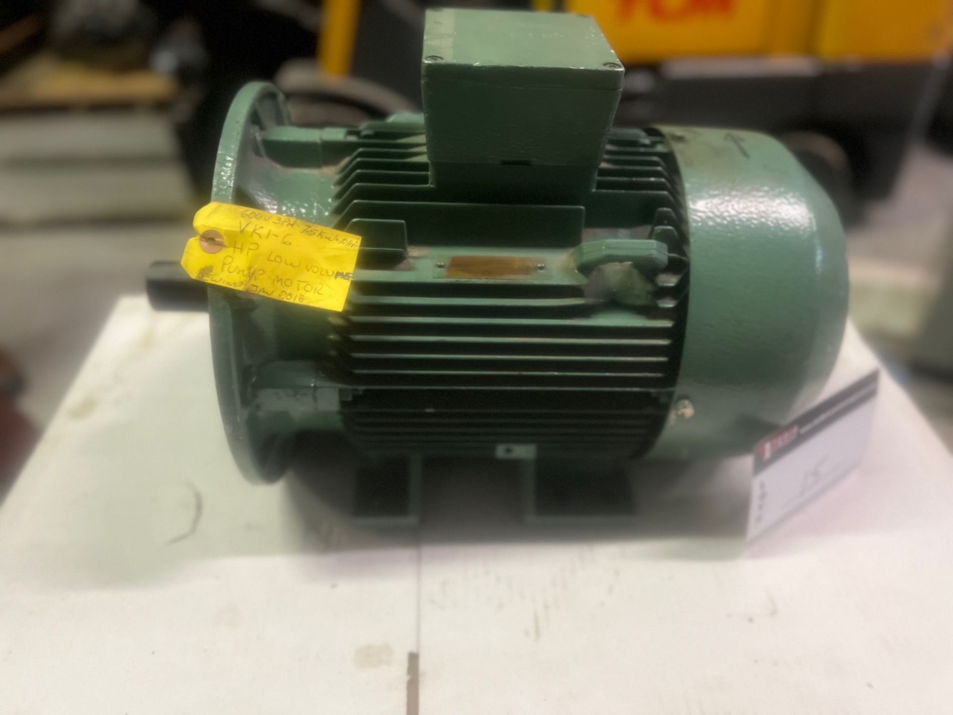 LOW VOLUME PUMP MOTOR, VK1-6, 600VOLTS, 3 PHASE, 7.5 KW, 10 HP - Image 3 of 4