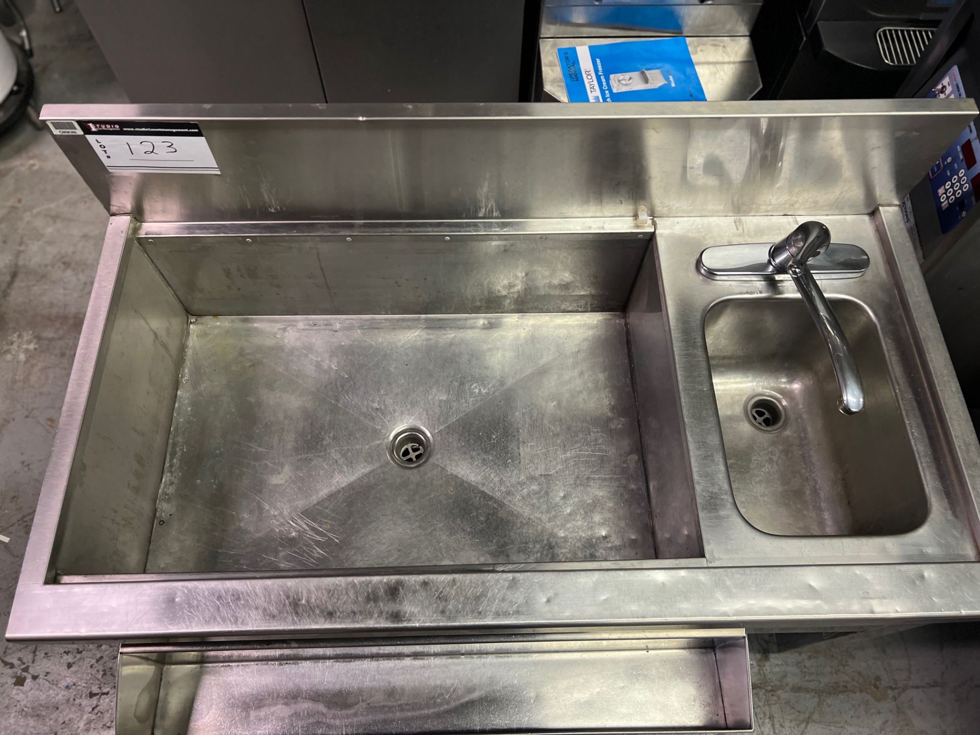 STAINLESS STEEL SINK 48"X 24"X 11.5 SINK DEPTH - Image 2 of 3