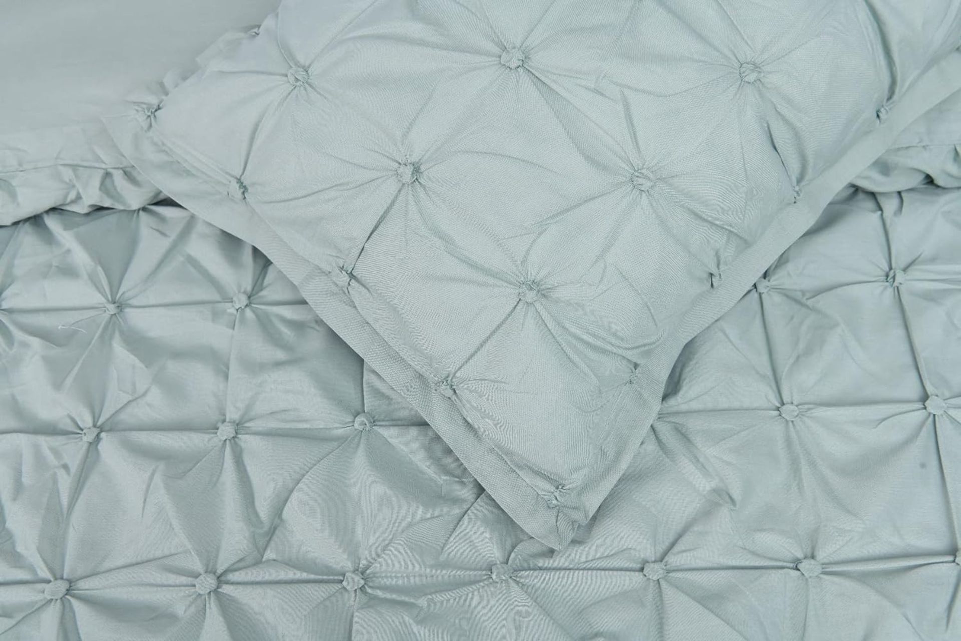 11x NEW & PACKAGED SLEEPDOWN Rouched Easy Care SINGLE Duvet Set - SAGE GREEN. RRP £22.99 EACH. (R7- - Image 3 of 3