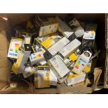 82 X BRAND NEW ASSORTED DIALL LIGHTBULBS P3