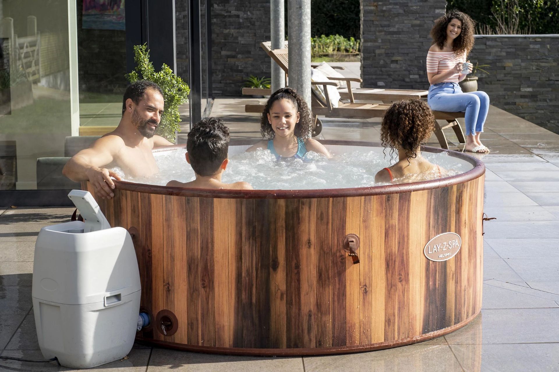 PALLET TO INCLUDE 3 X NEW & BOXED LAY-Z-SPA Helsinki 7 Person Hot Tub. RRP £919.99. This Nordic - Image 4 of 5