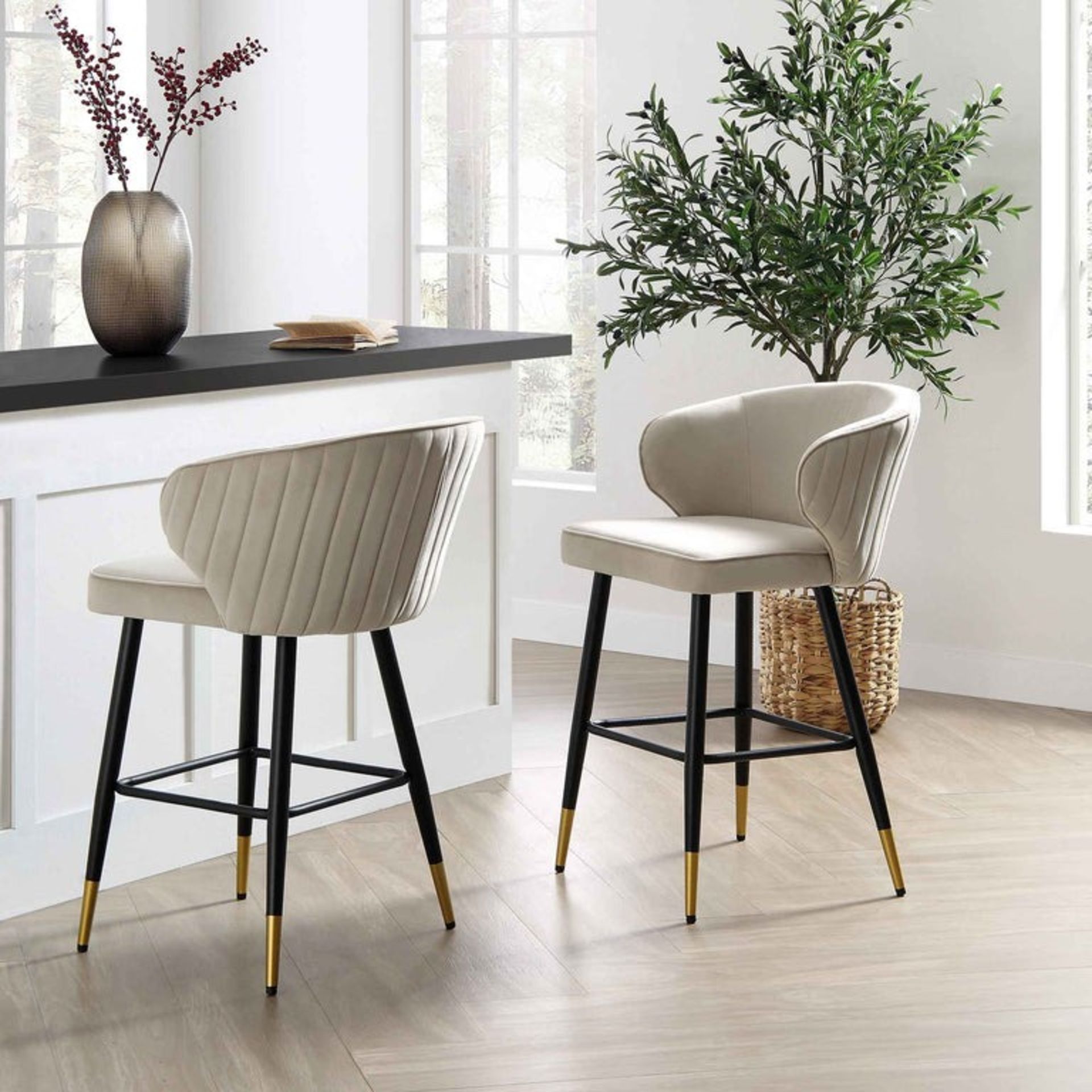 Langham Set of 2 Champagne Velvet Upholstered Carver Counter Stools (R30) RRP £219.99