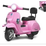 KIDS 6V BATTERY VESPA COMPATIBLE ELECTRIC MOTORBIKE WITH TRAINING WHEELS-PINK. - R14.5. Real Driving