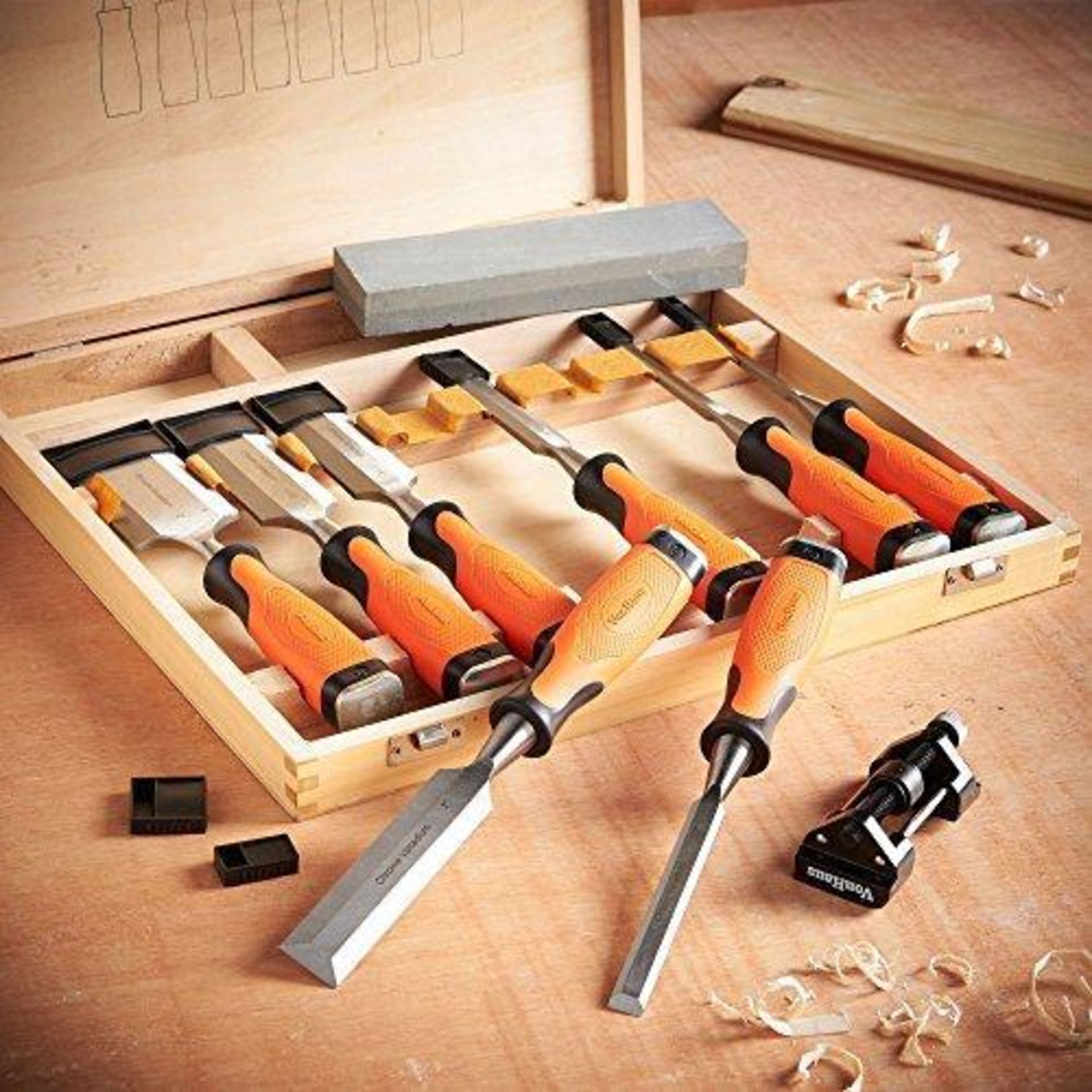 10pc Wood Chisel Set - ER7. Luxury 10pc Wood Chisel SetThis Luxury Chisel Set is just the job for