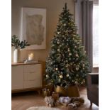 6ft Salzburg Berry Christmas Tree (LOCATION H/S 2.7.1)