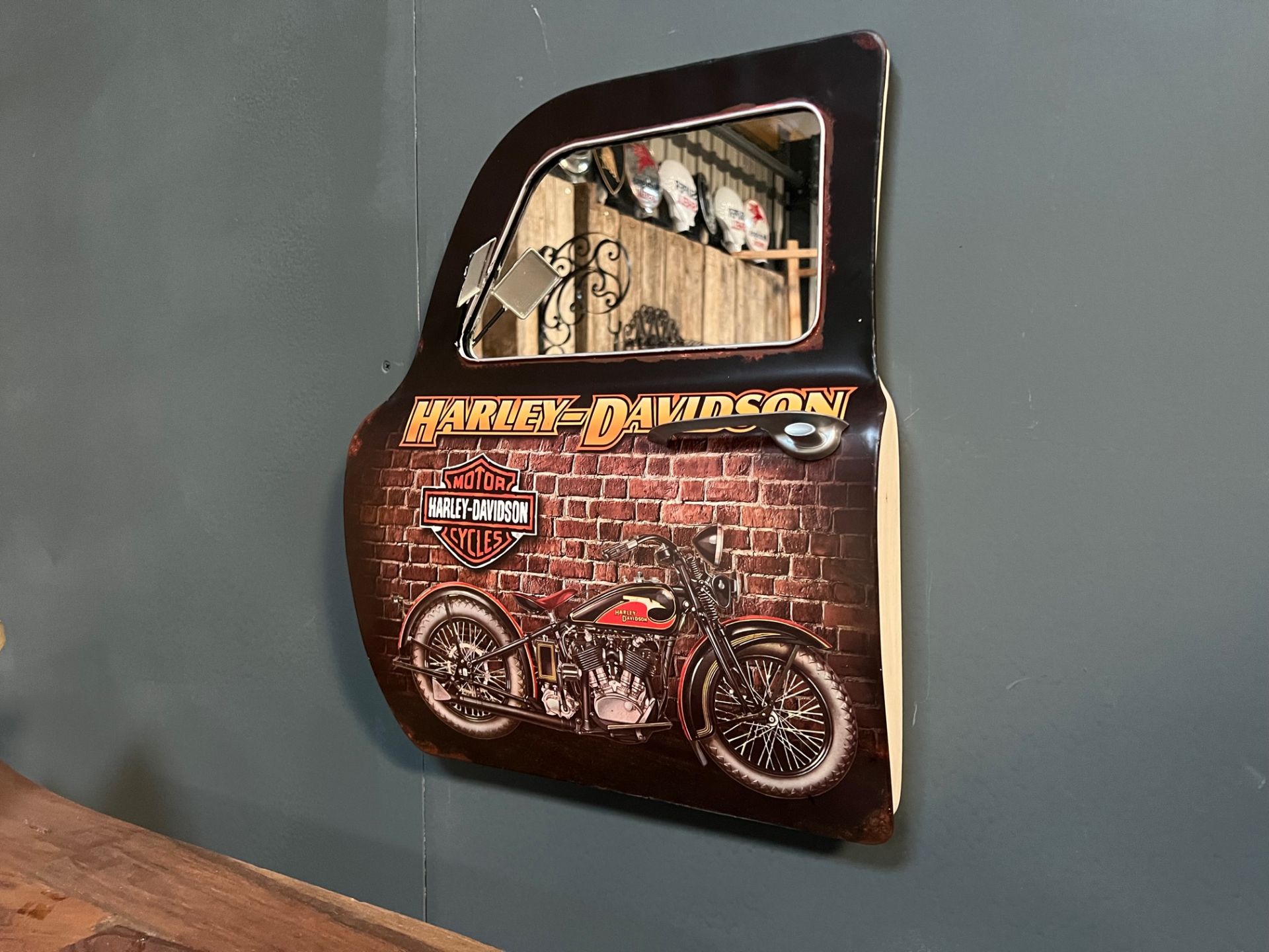 NEW BOXED LARGE METAL HARLEY DAVIDSON CAR DOOR MIRROR (APPROX 50CM X 42CM) - Image 3 of 4