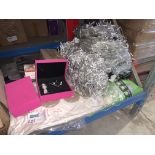 MIXED LOT INCLUDING LED STRING LIGHTS, GROUT, JEWELLERY SETS ETC S1-4